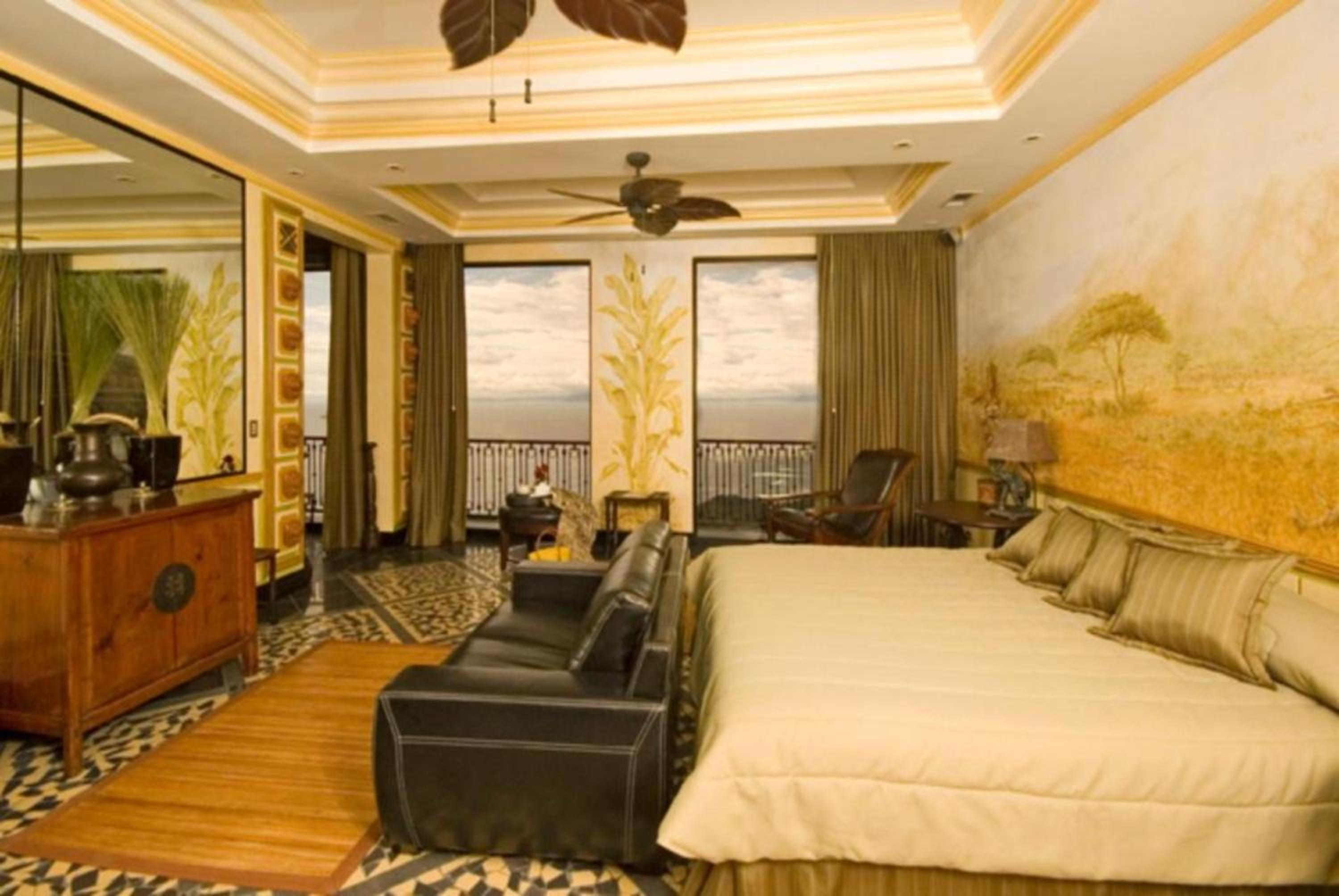 African Suite at Zephyr Palace  photo 2