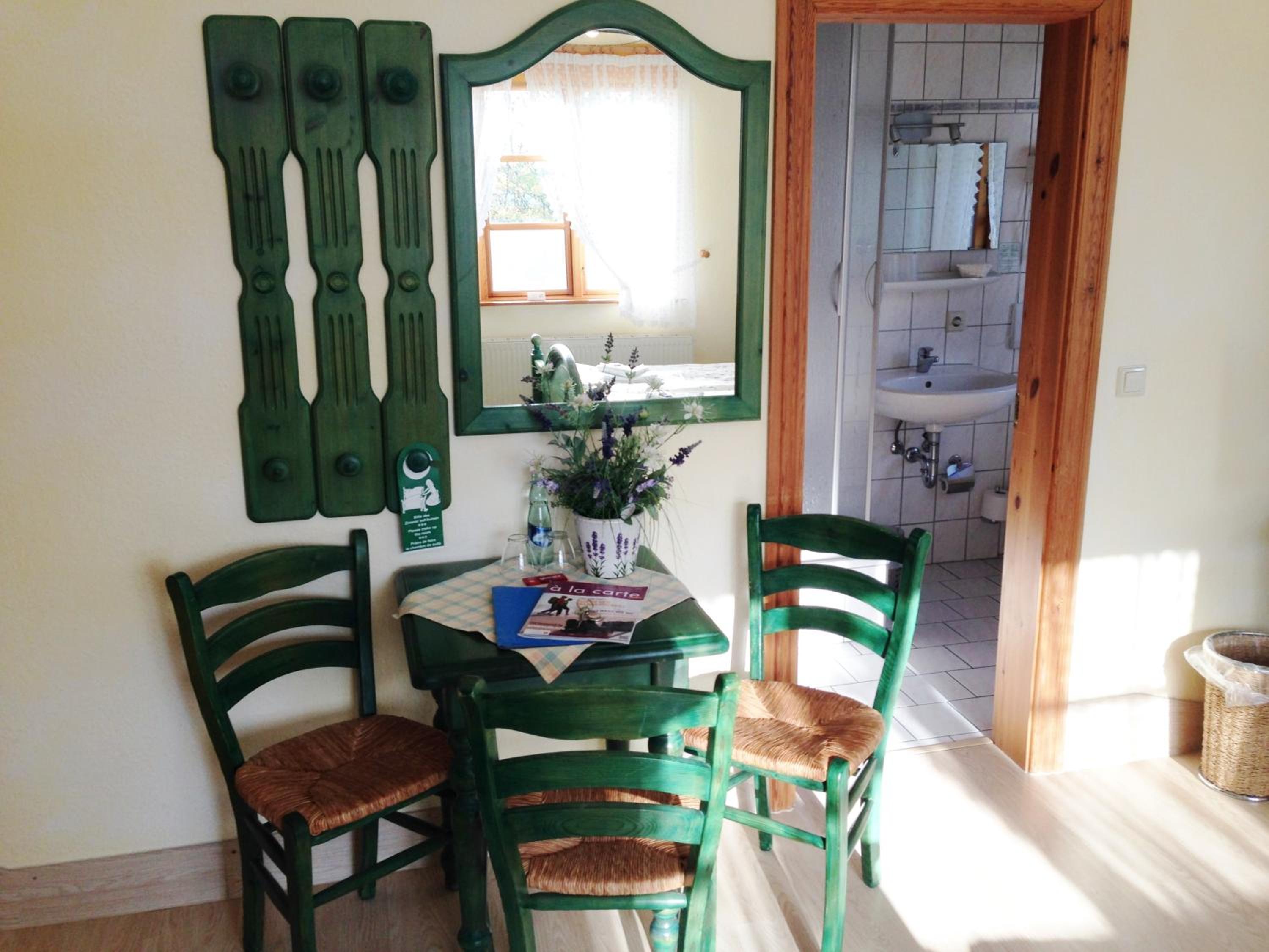 Double Room - Photo 11