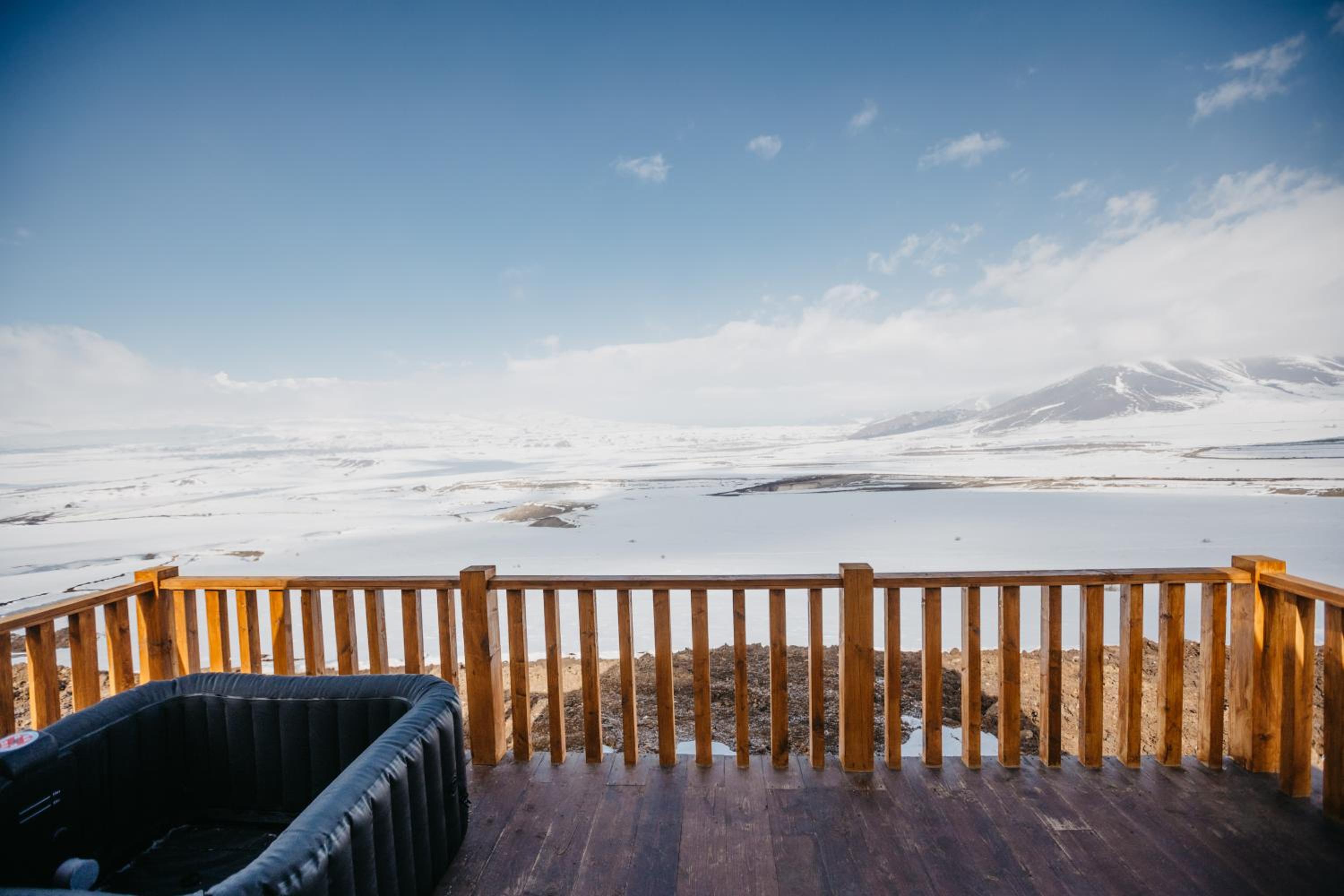 Suite with Mountain View