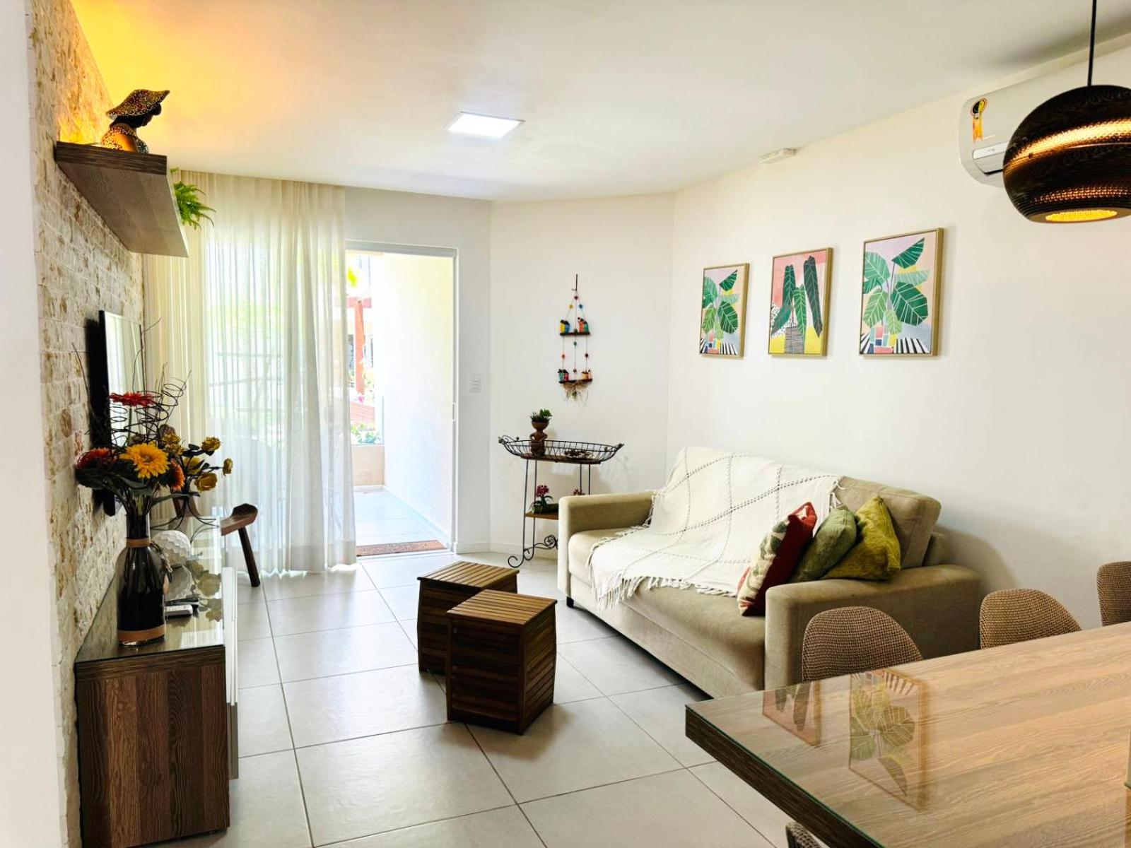 Apartment With Garden View