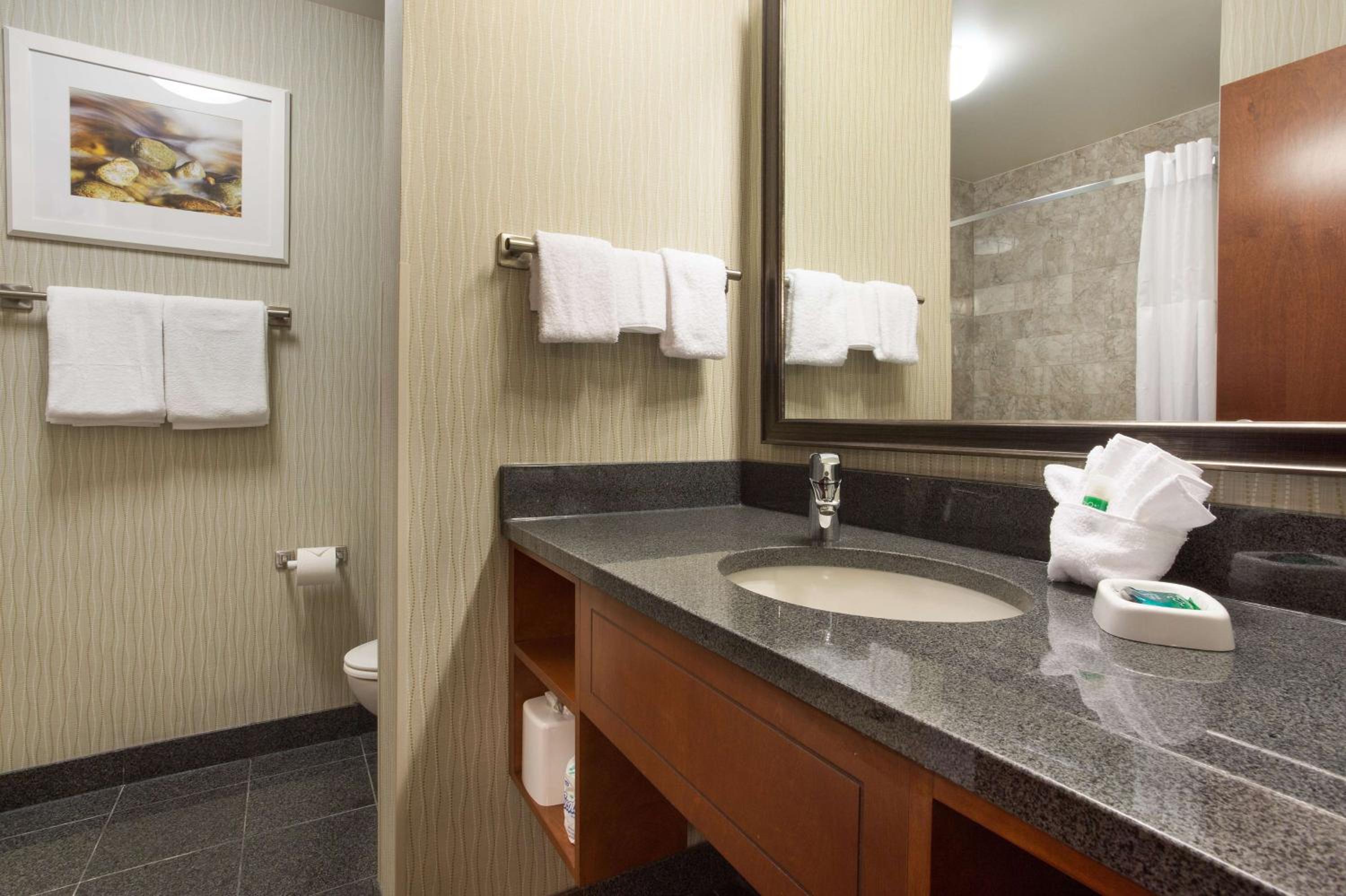 Superior King Room photo 2