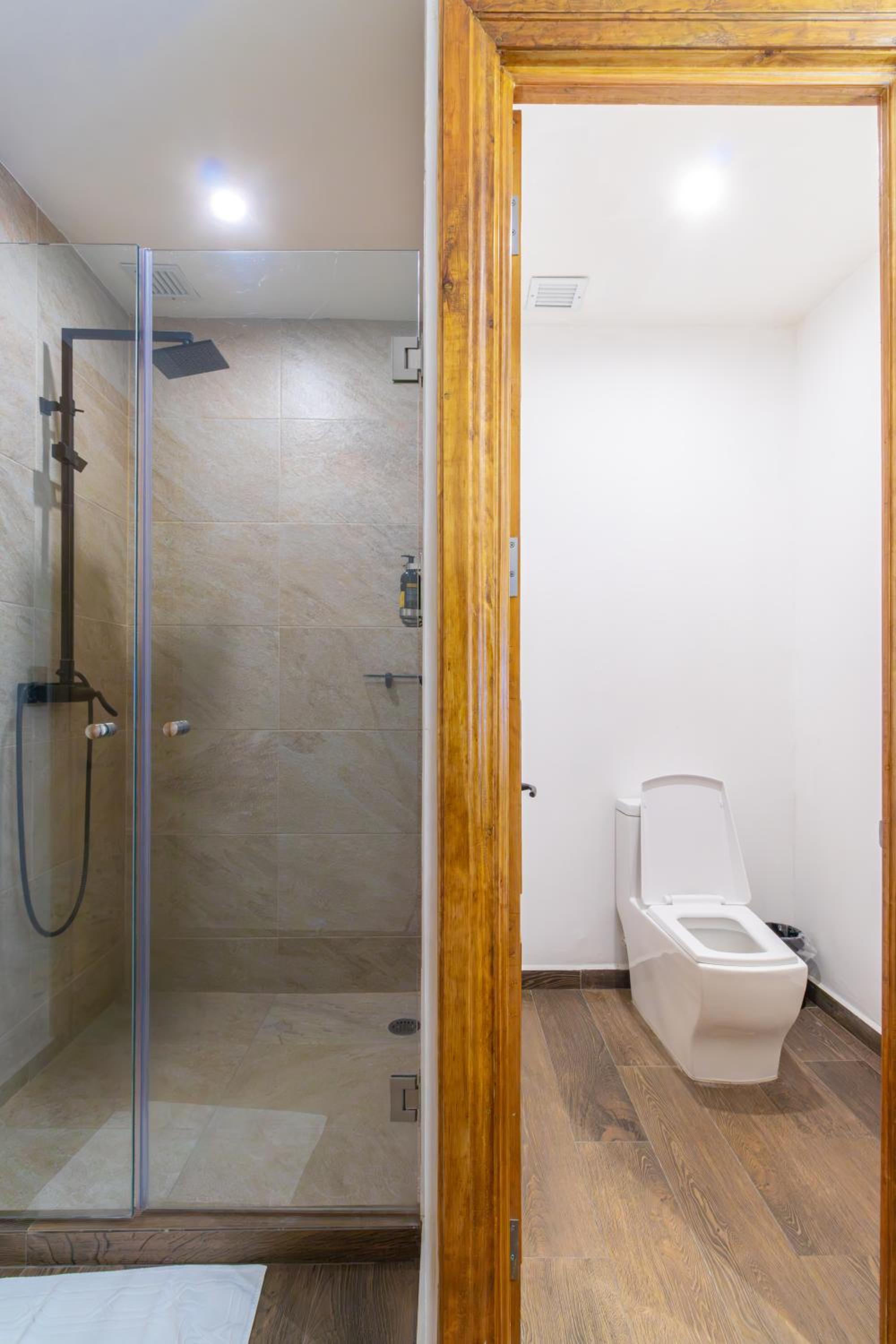 Deluxe Junior Suite - Photo 6
