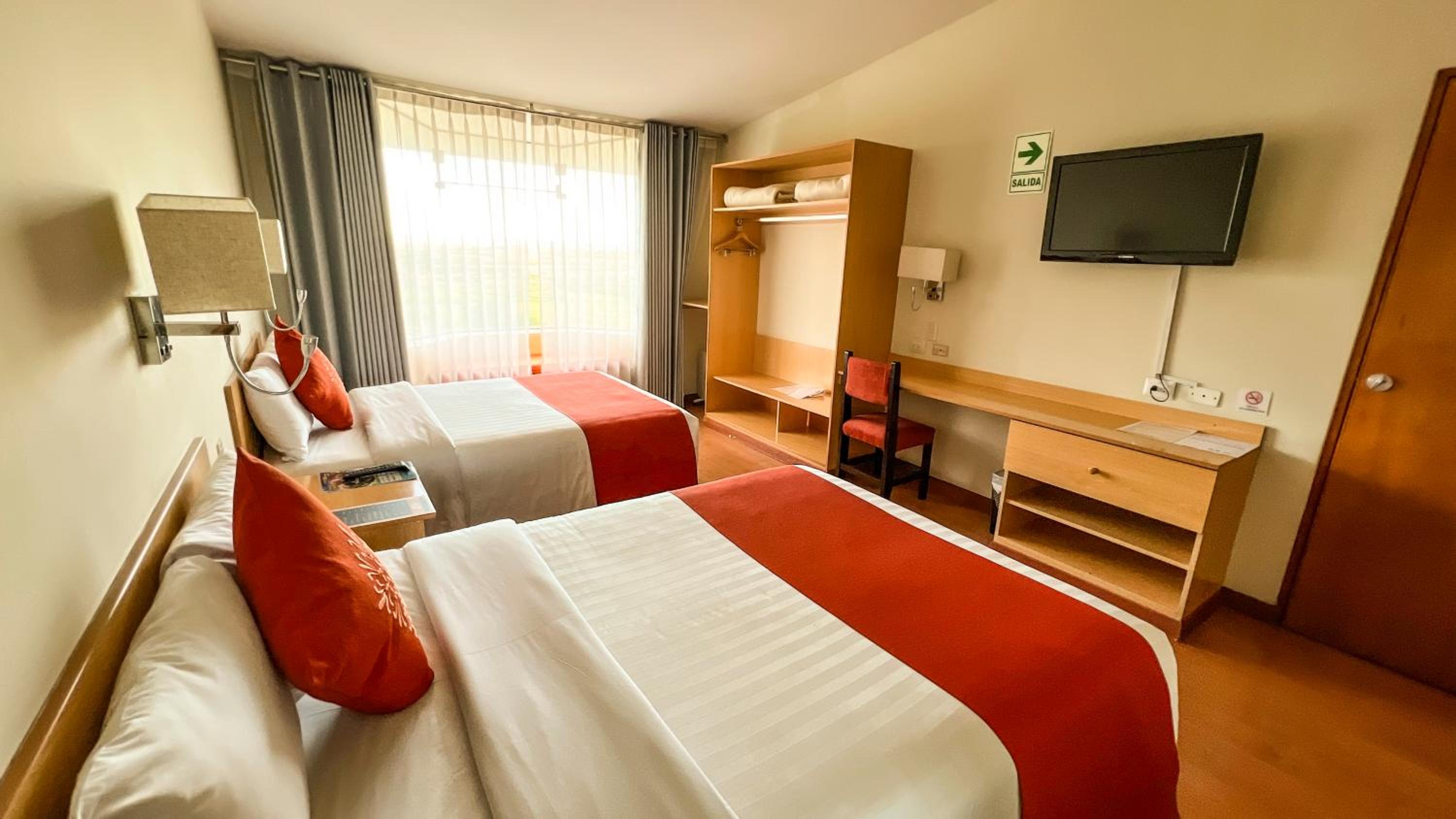 Double Room with Two Double Beds photo 2