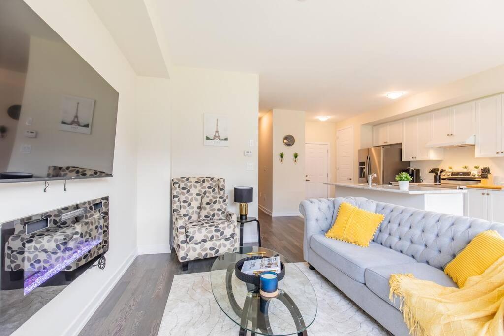 Three-Bedroom Villa photo 1