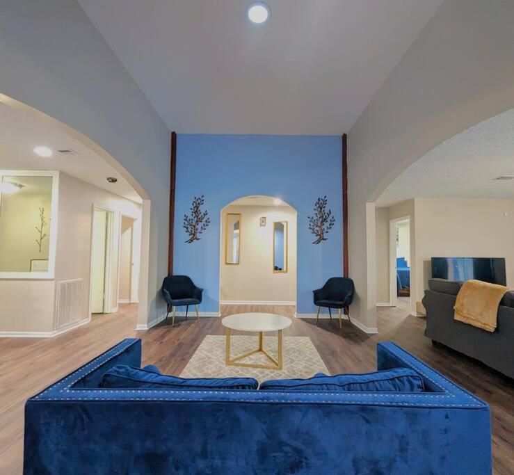 Three-Bedroom House photo 1