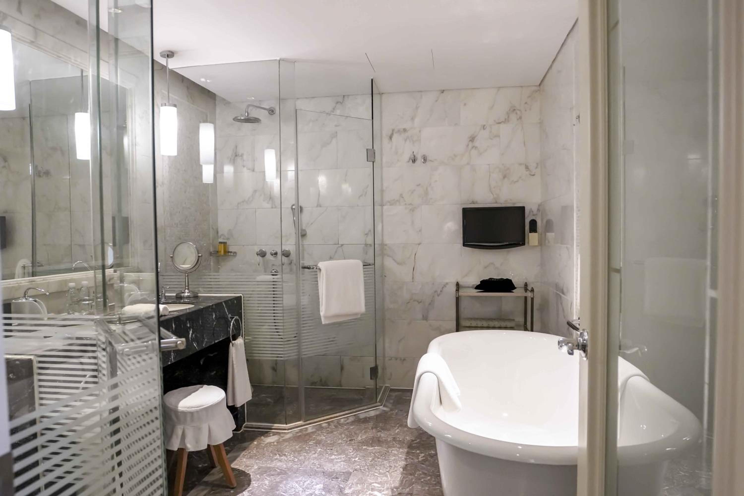 Deluxe City View Single Room photo 2