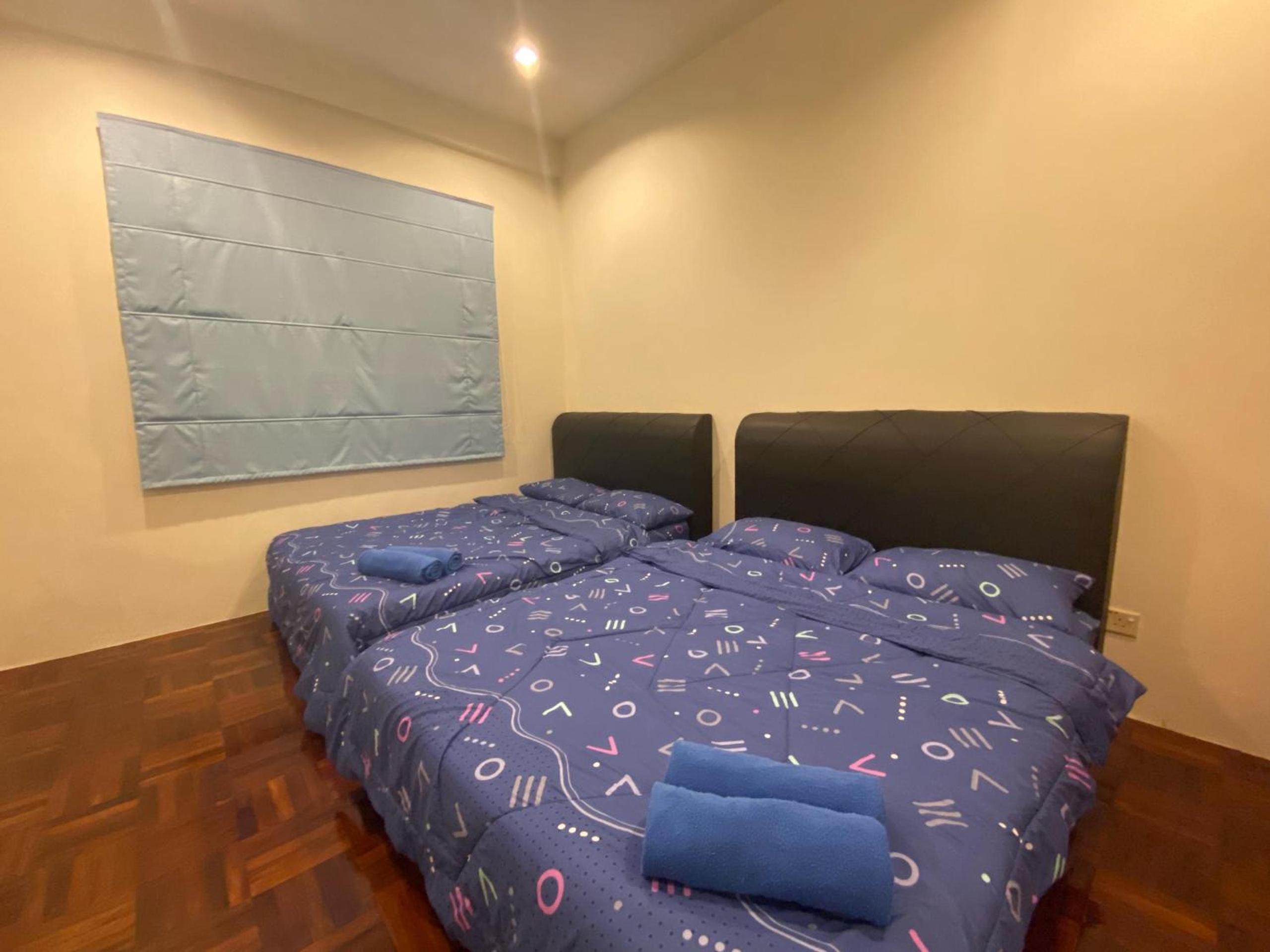 Four-Bedroom House photo 2