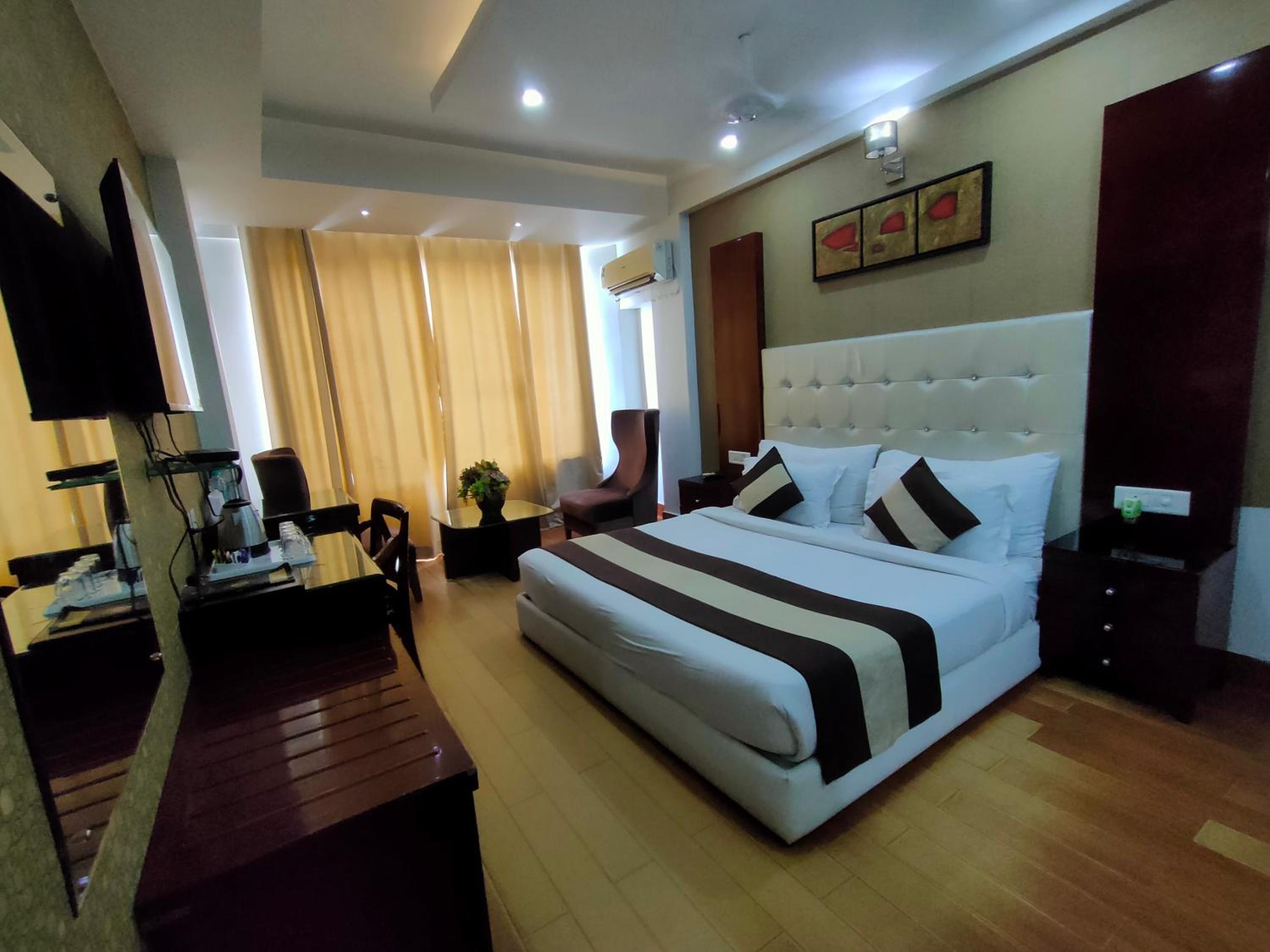 Suite with River View photo 3