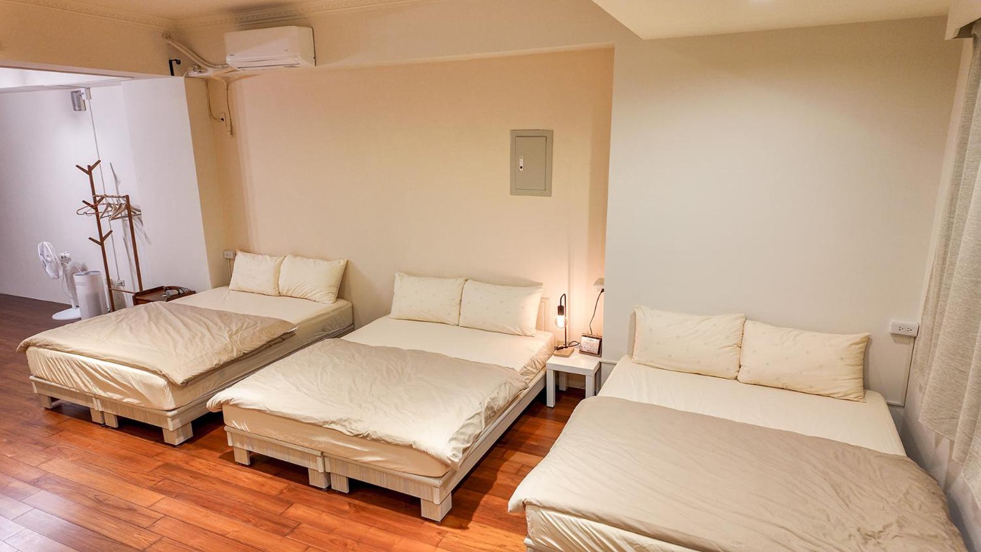 Family Room with Private Bathroom - Photo 1