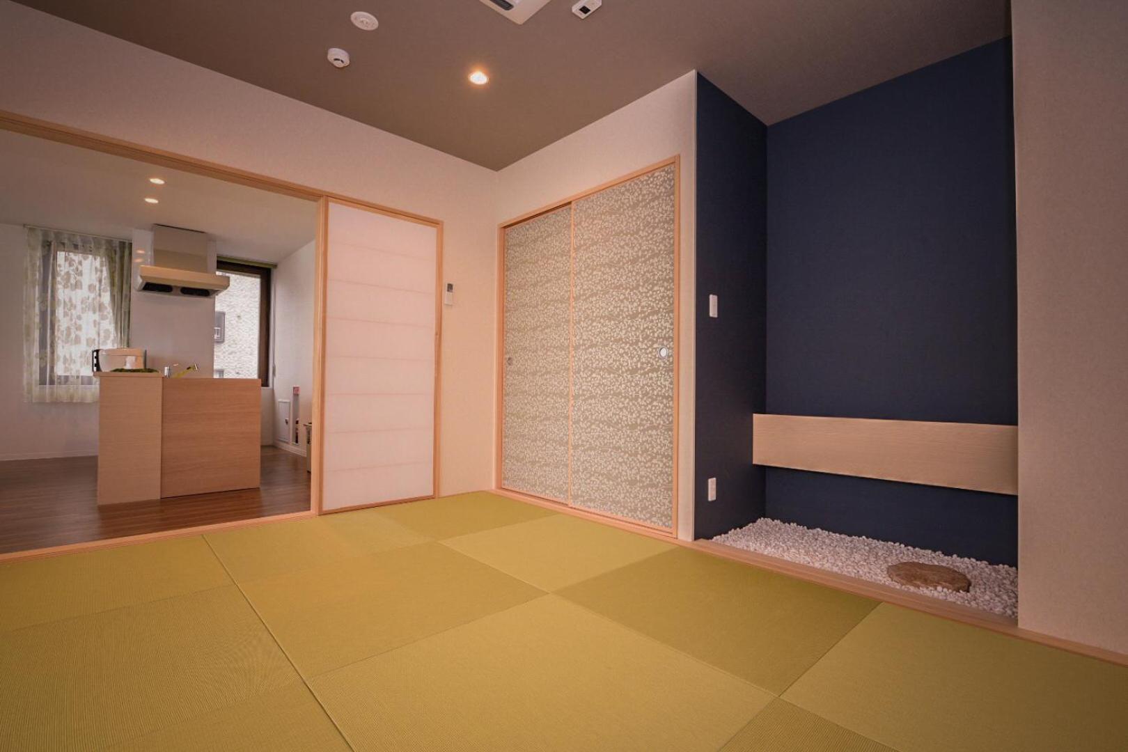 Family Room with Bathroom - Photo 20