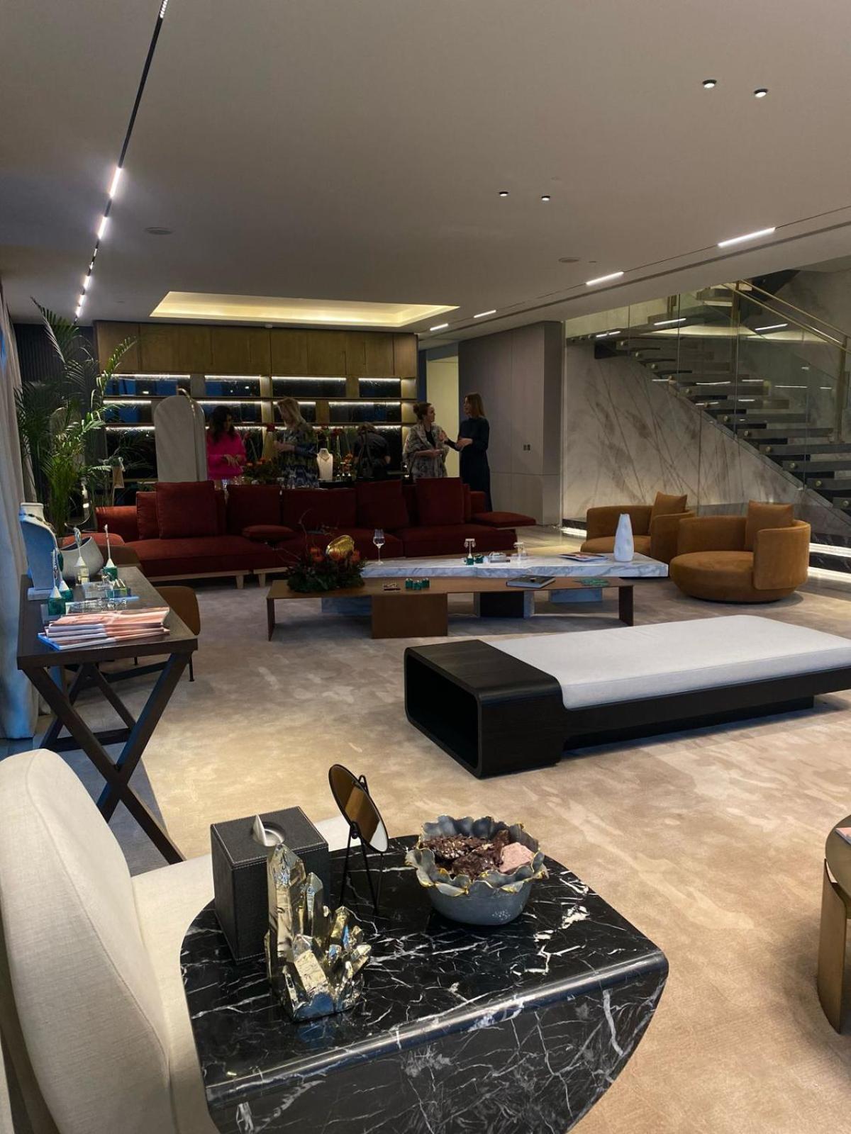 Grand Royal Penthouse