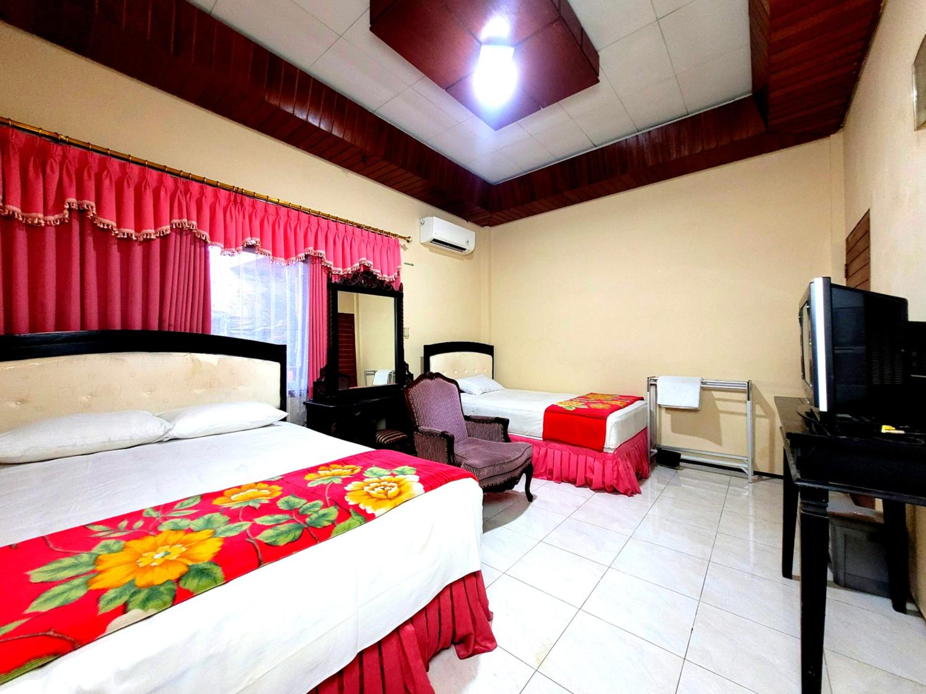 Deluxe Triple Room - Photo 5