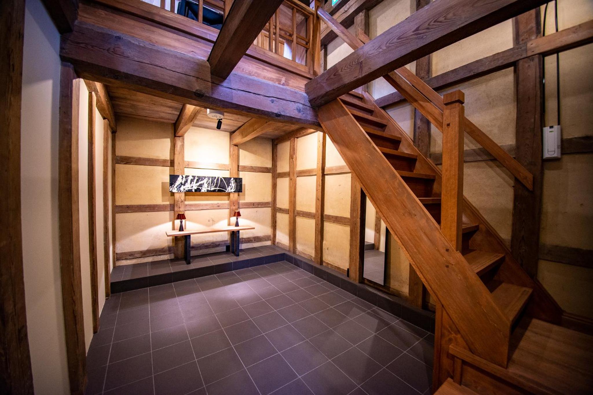 Standard Twin Room - Photo 8