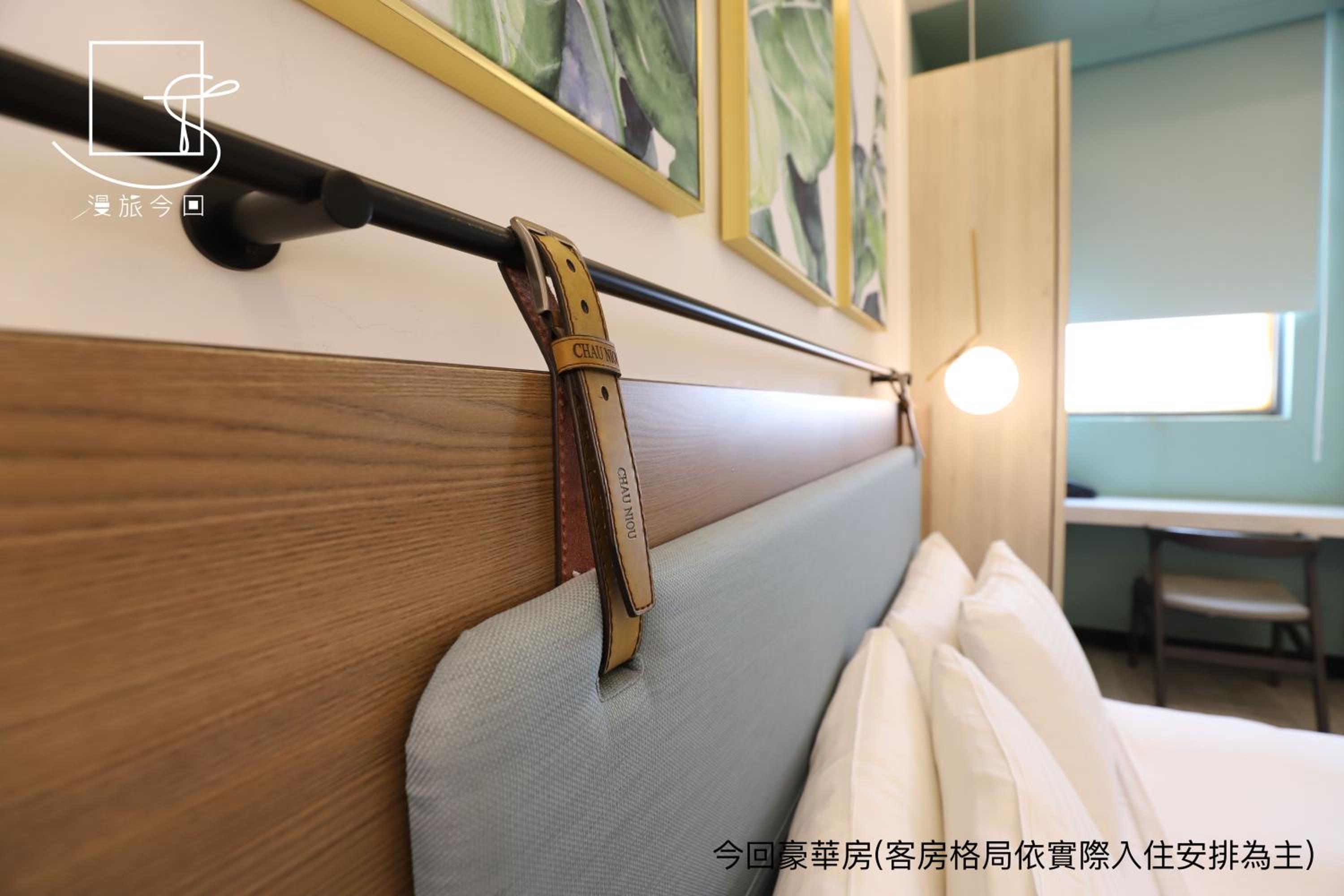 Deluxe Double Room - Photo 11