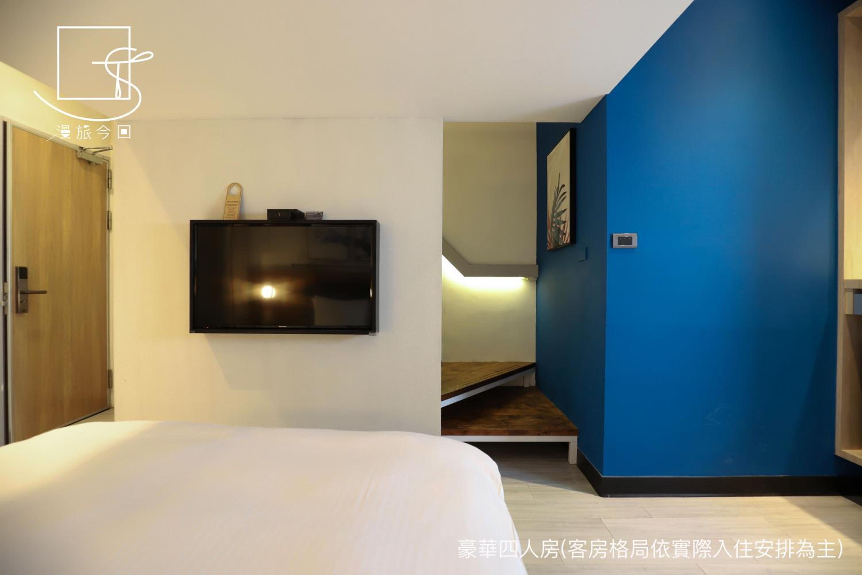 Deluxe Quadruple Room - Photo 10