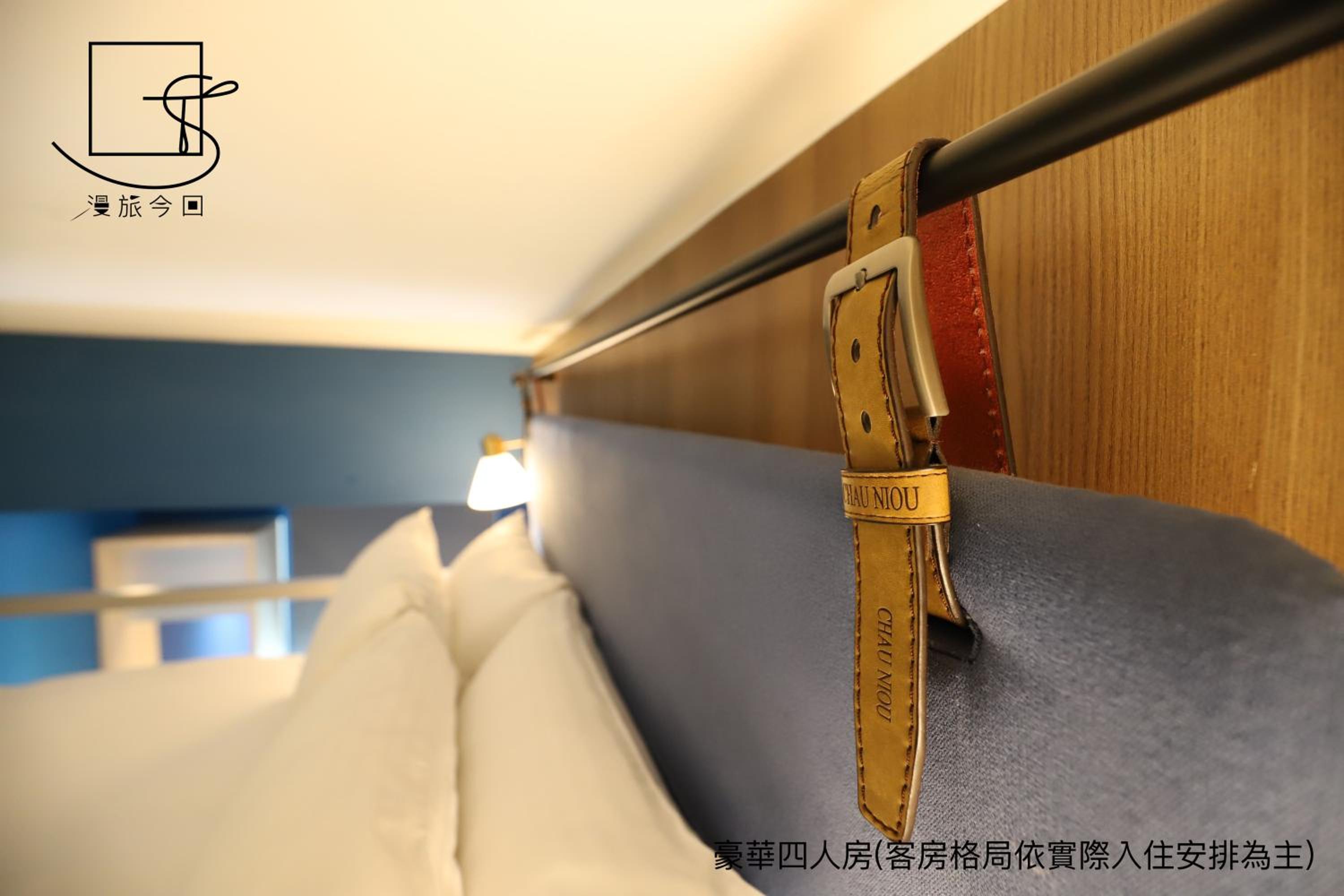 Deluxe Quadruple Room - Photo 14
