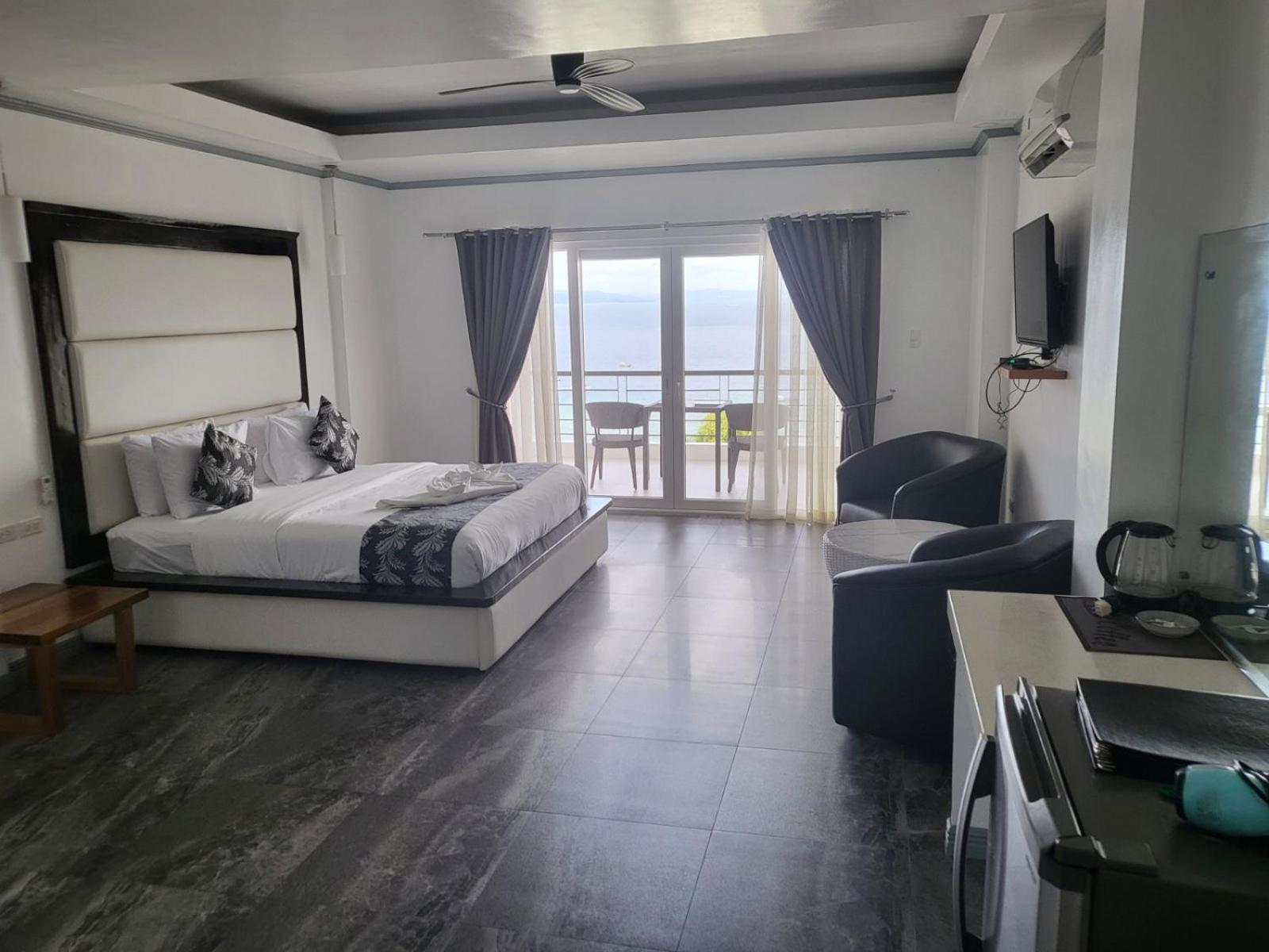 Penthouse Suite