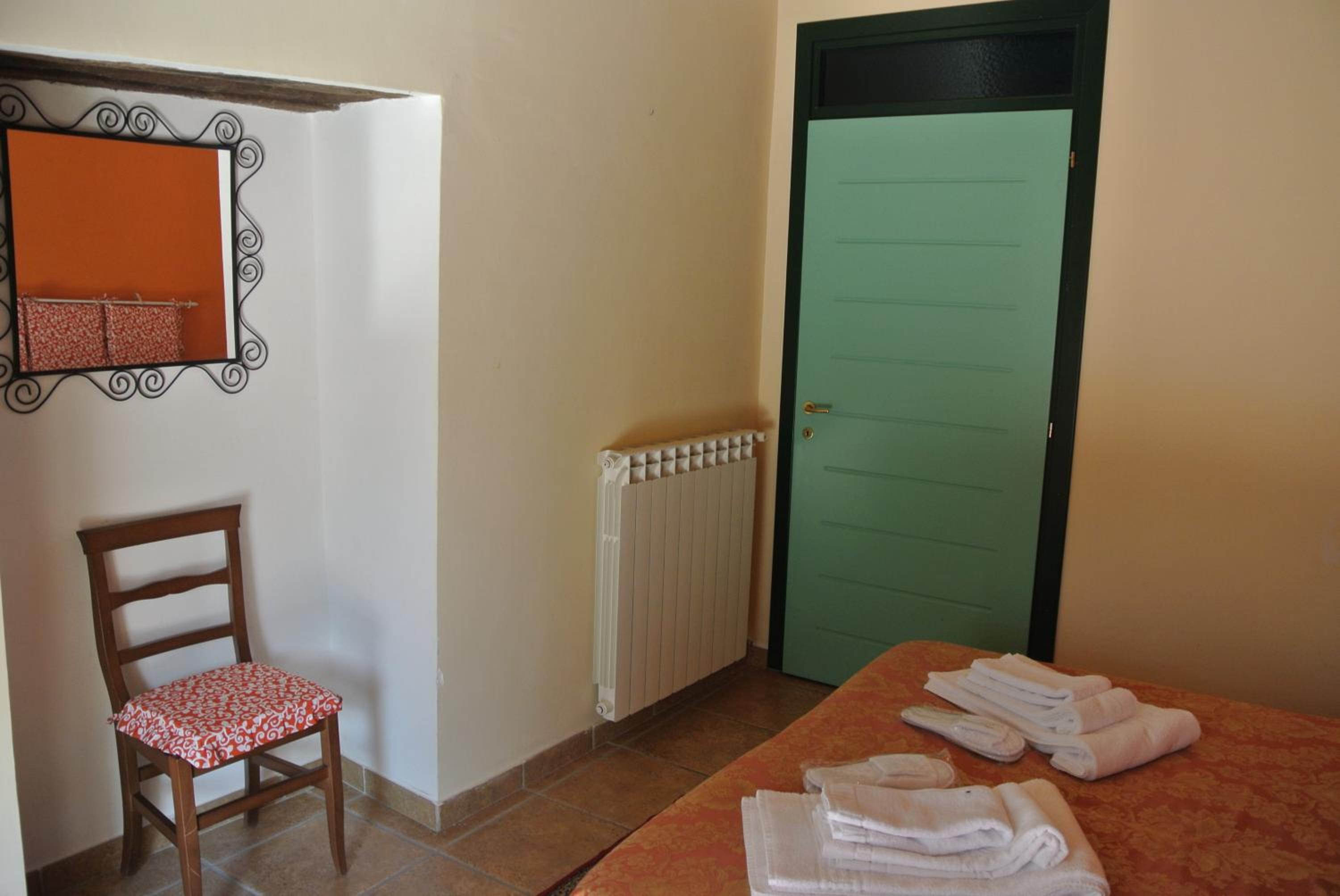 Double or Twin Room - Disability Access photo 1