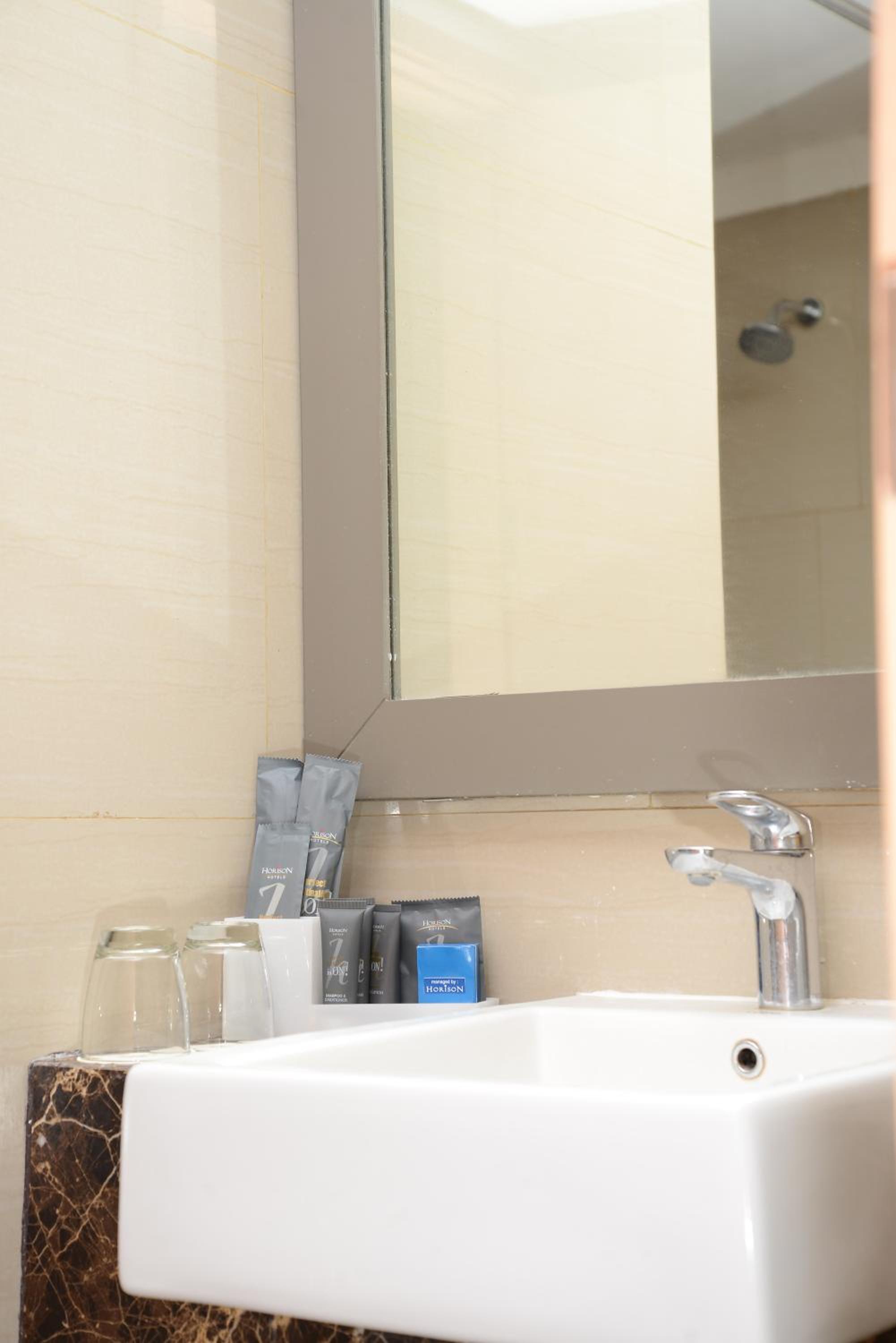 Superior Twin Room photo 3