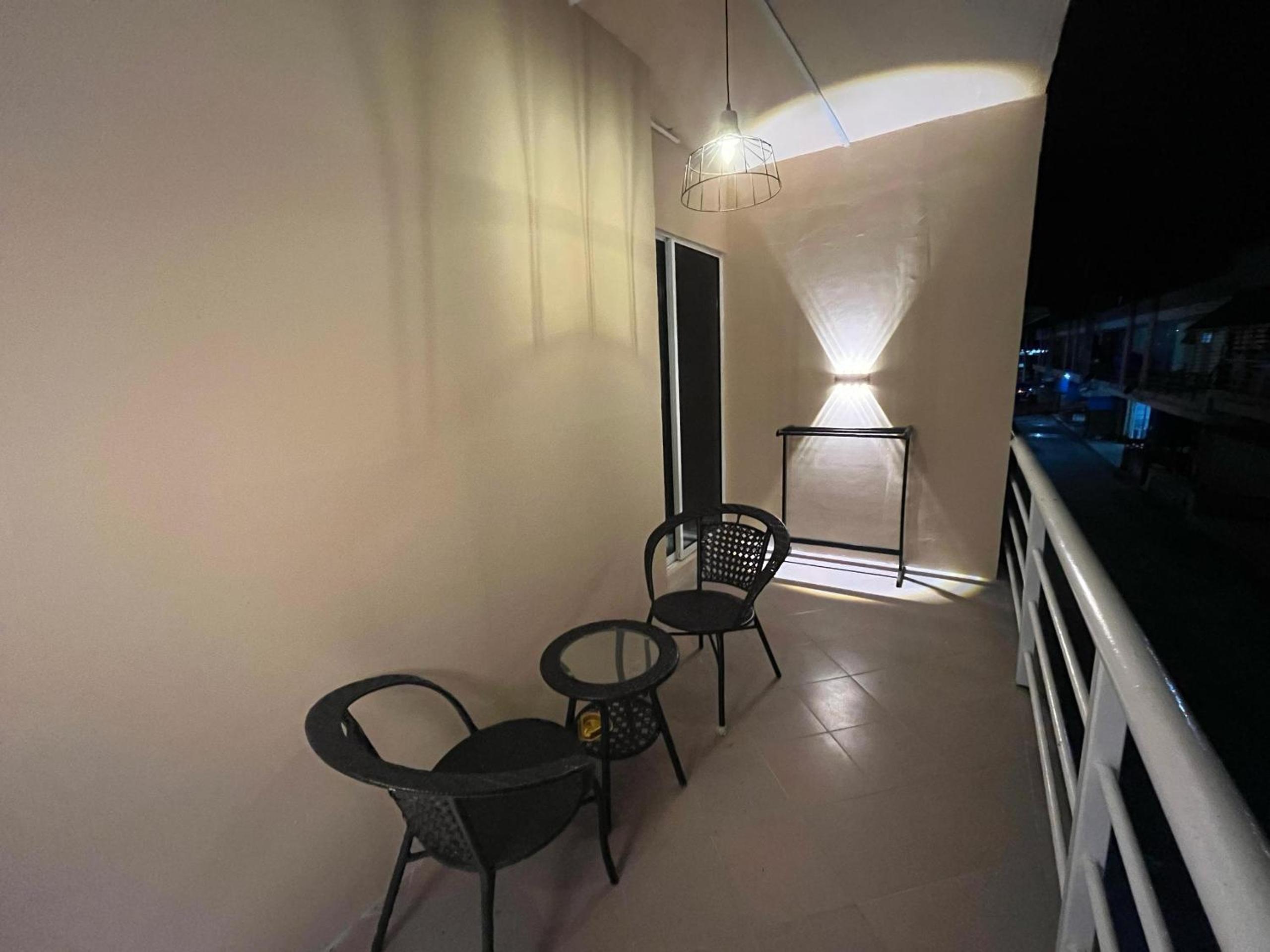 Superior King Room - Photo 6