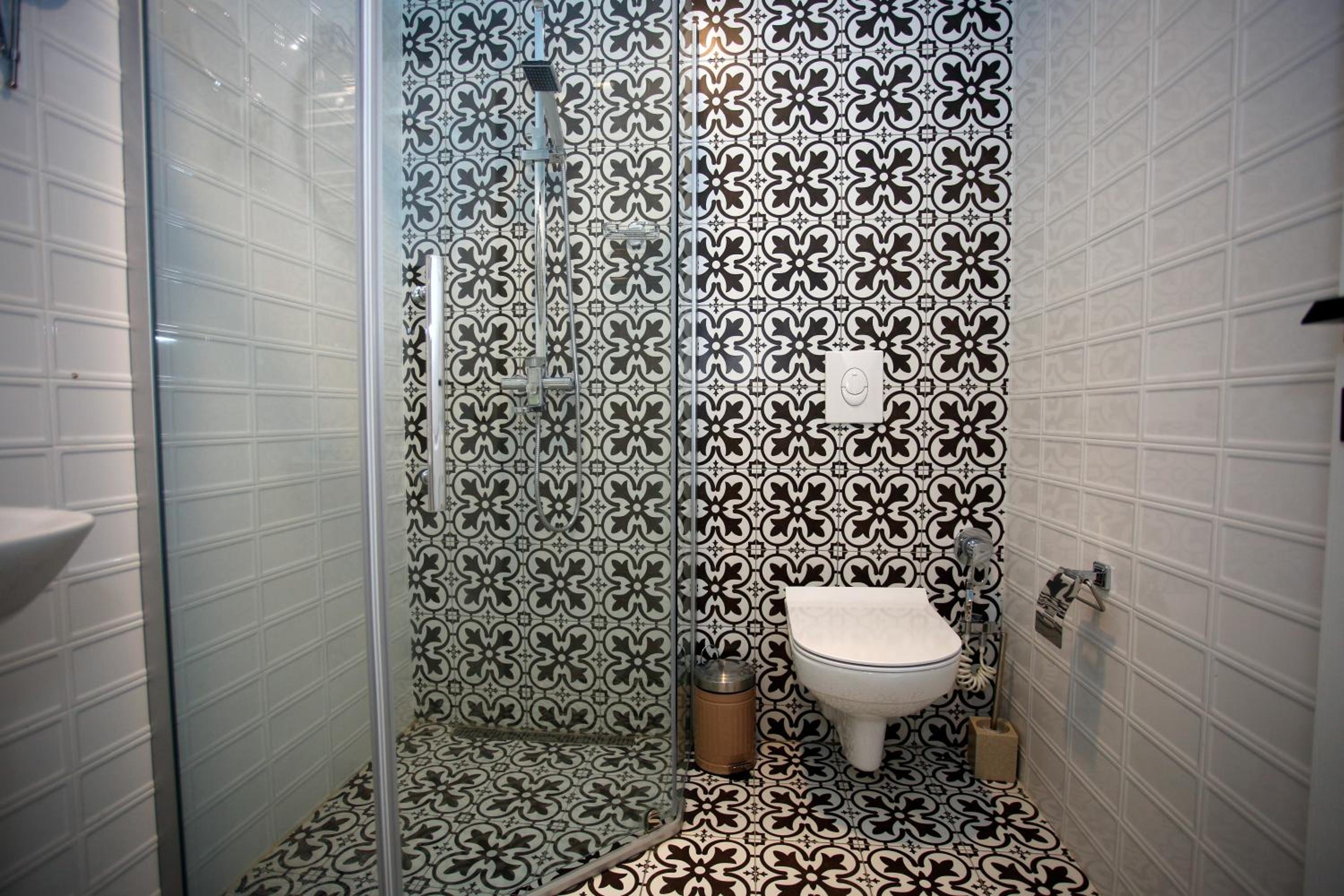 Standard Double or Twin Room - Photo 15