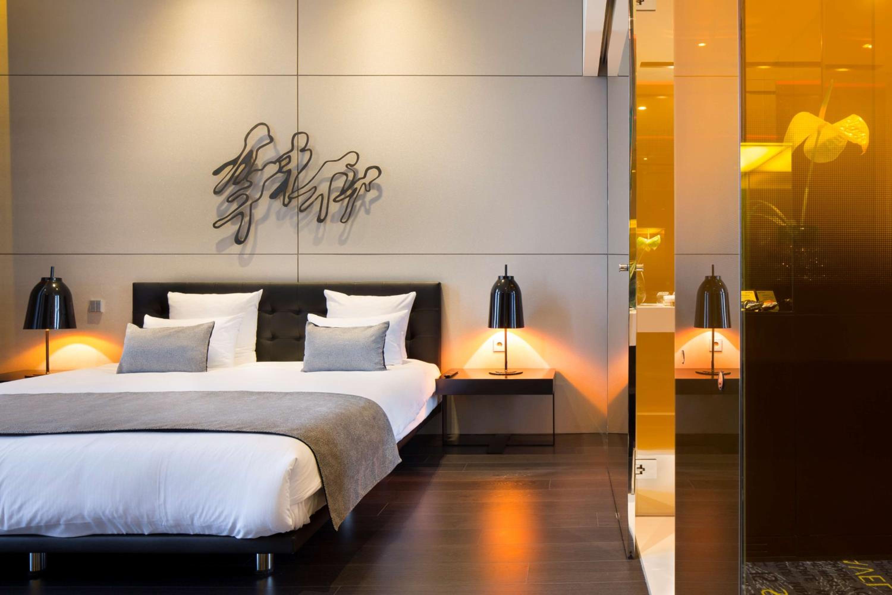 Art Junior Suite With Canal View