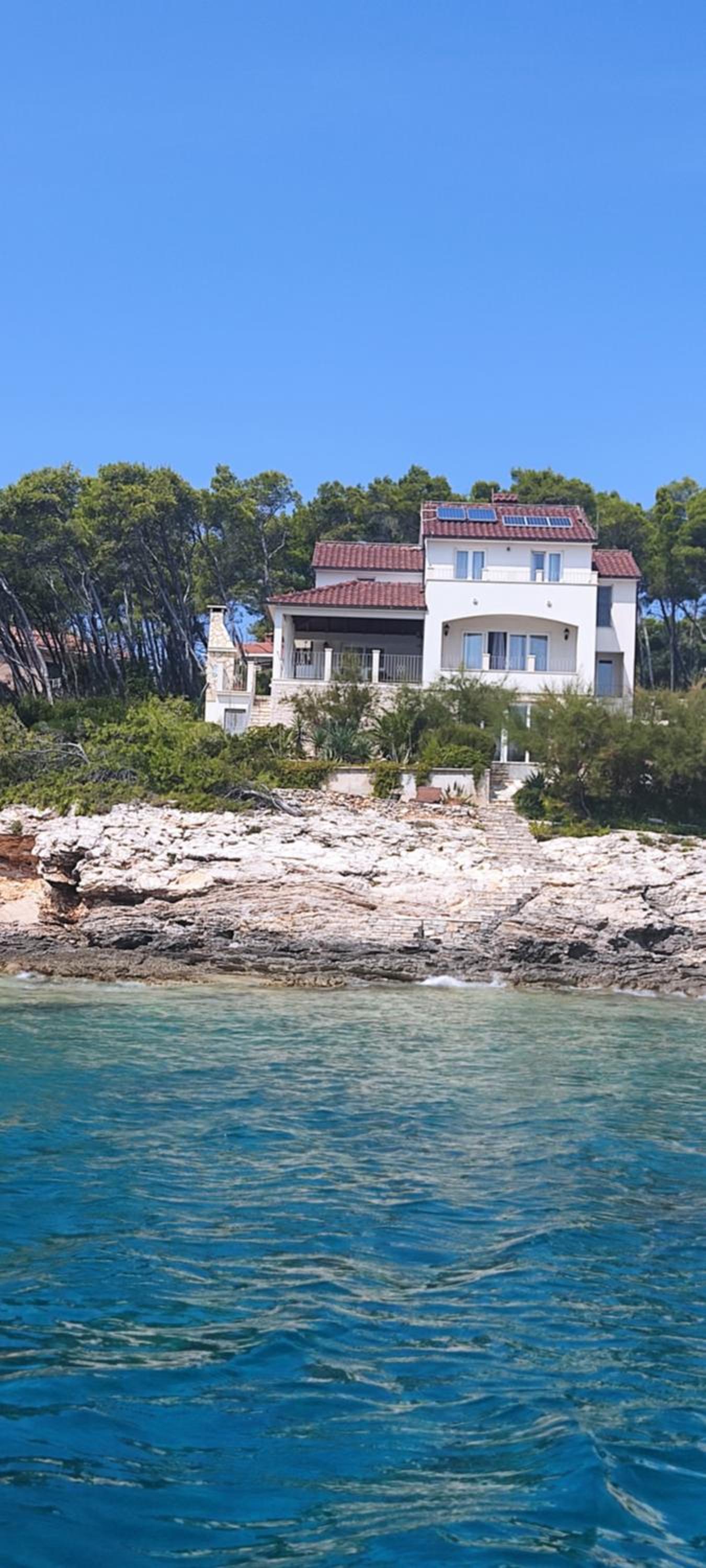 Four-Bedroom Villa with Sea View photo 3