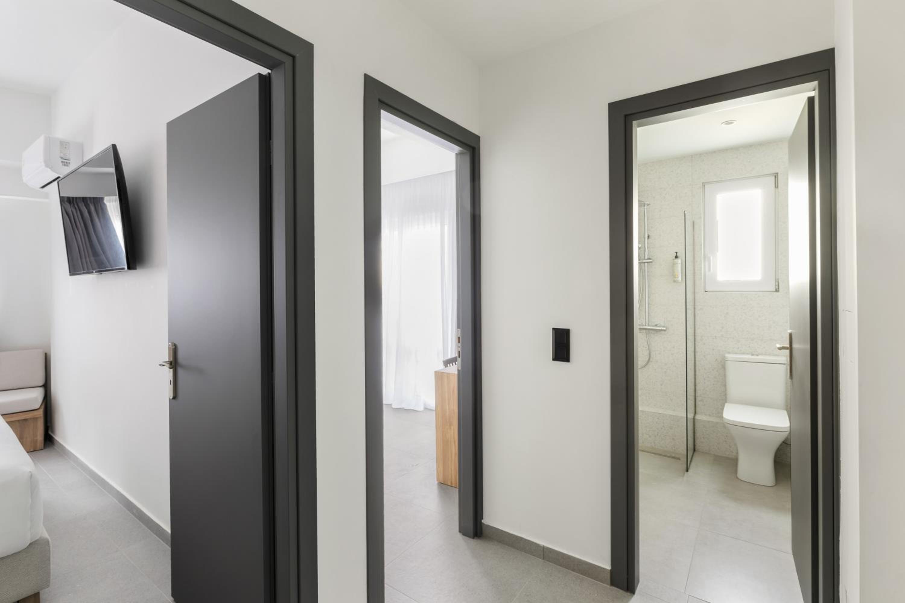 Junior Q Suite photo 2