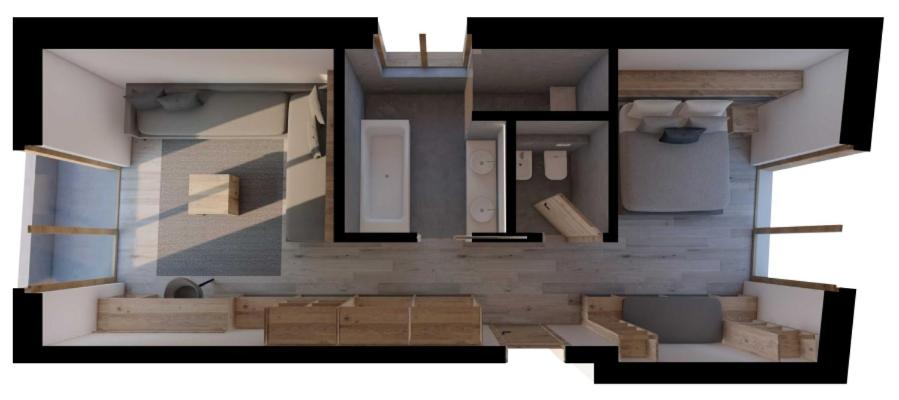 Suite with Balcony - Photo 7
