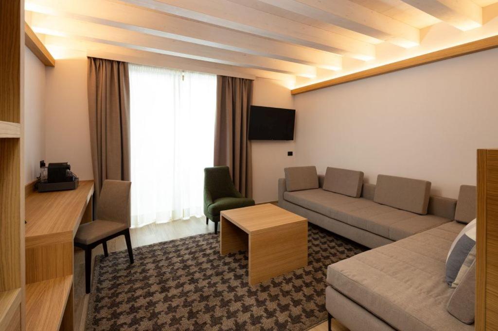 Suite with Balcony - Photo 1