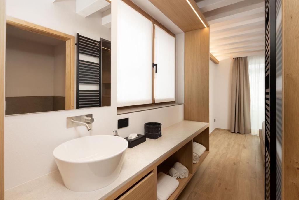 Suite - Photo 4