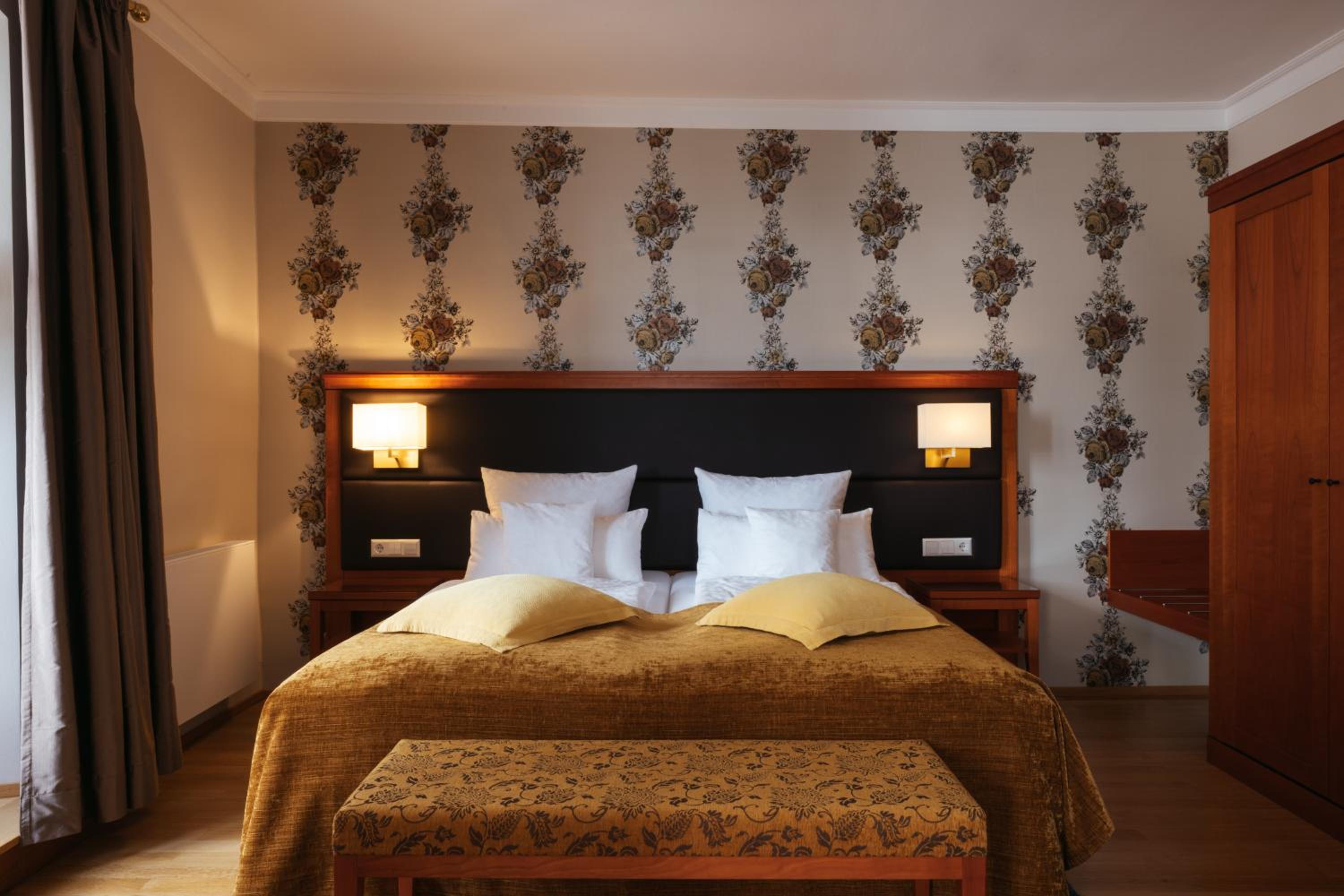 Suite - Photo 8