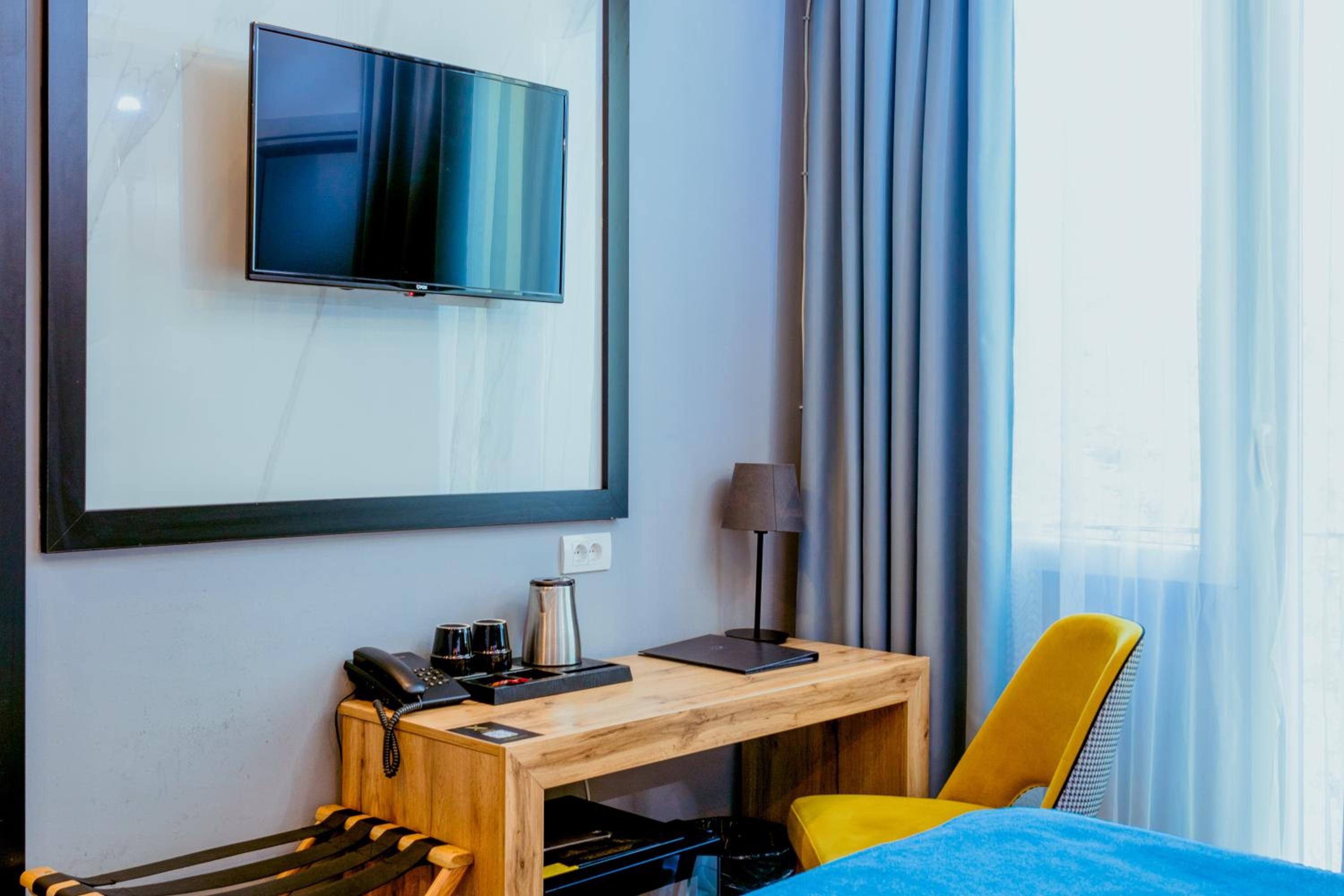 Economy Double or Twin Room - Photo 6
