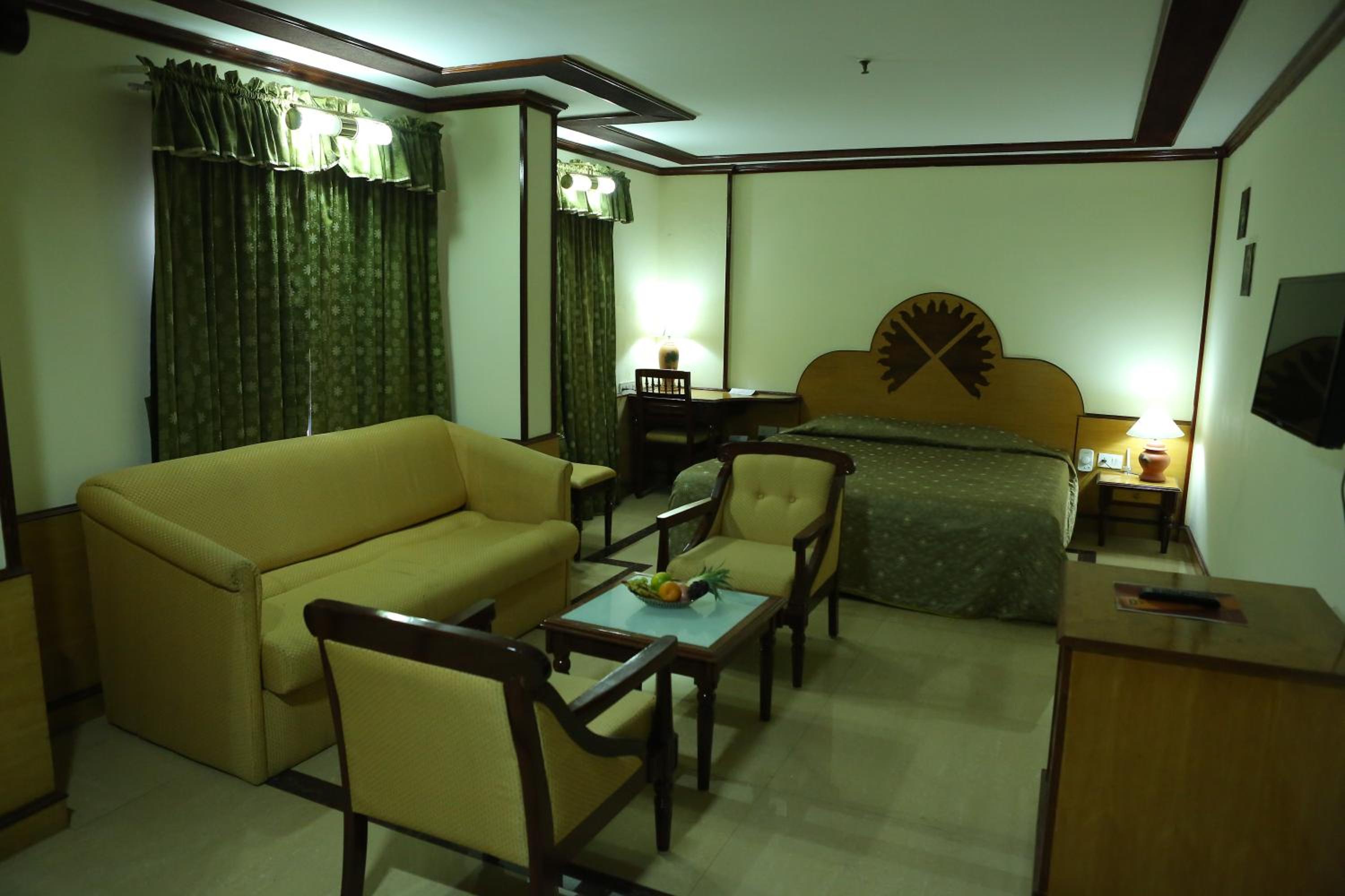 Deluxe King Room