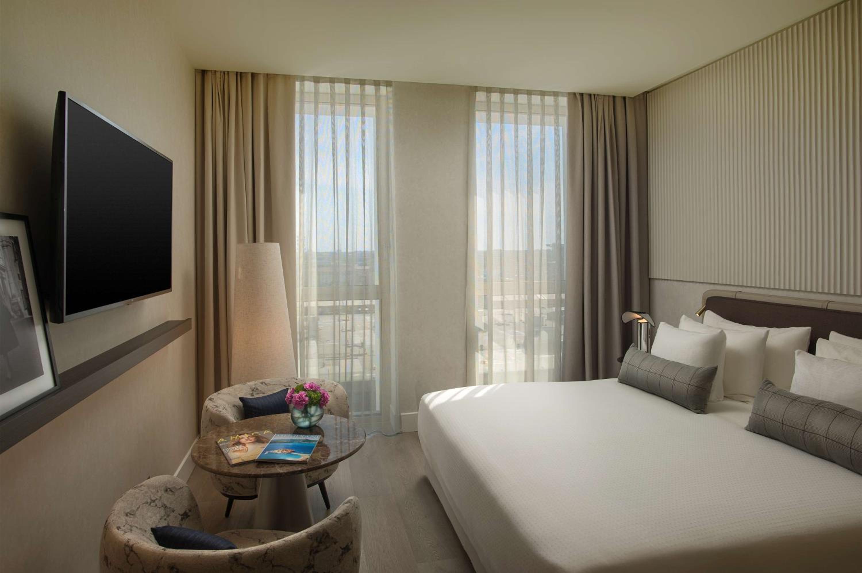 Premium Double or Twin Room with City View photo 1