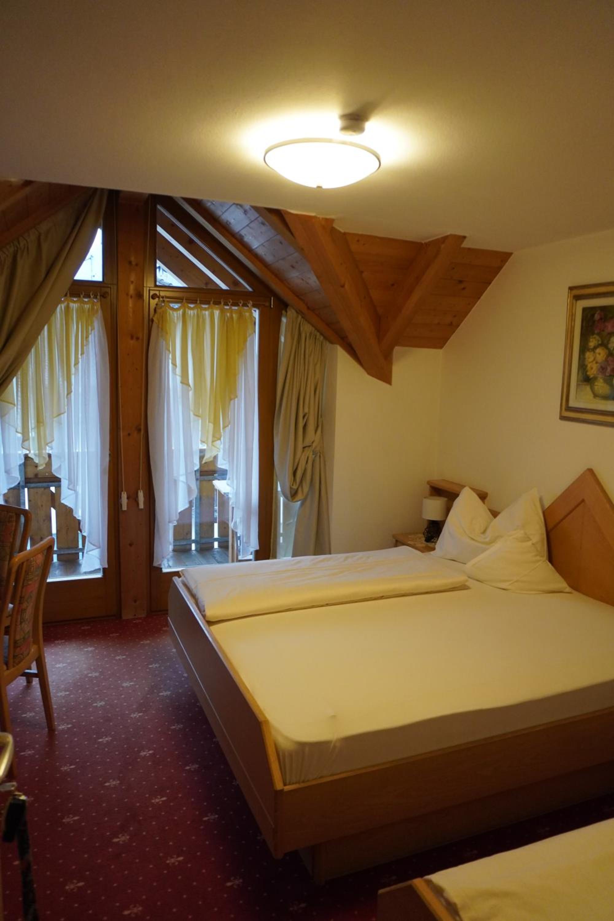 Single Room with Balcony photo 2