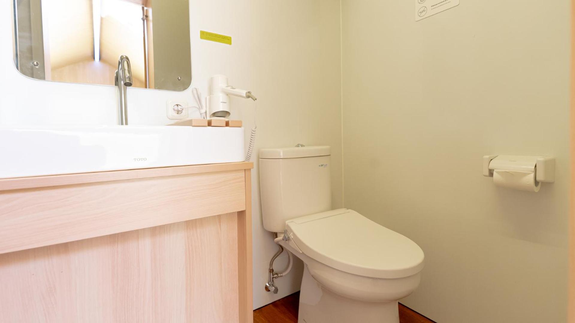 Deluxe Cabin - Photo 5