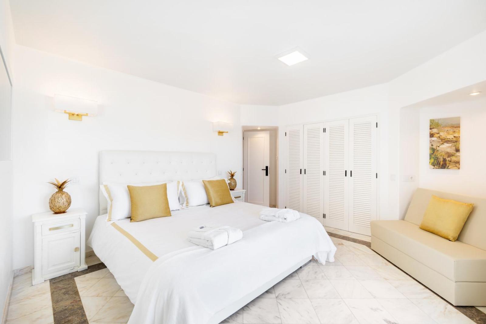 Villa with Sea View photo 1
