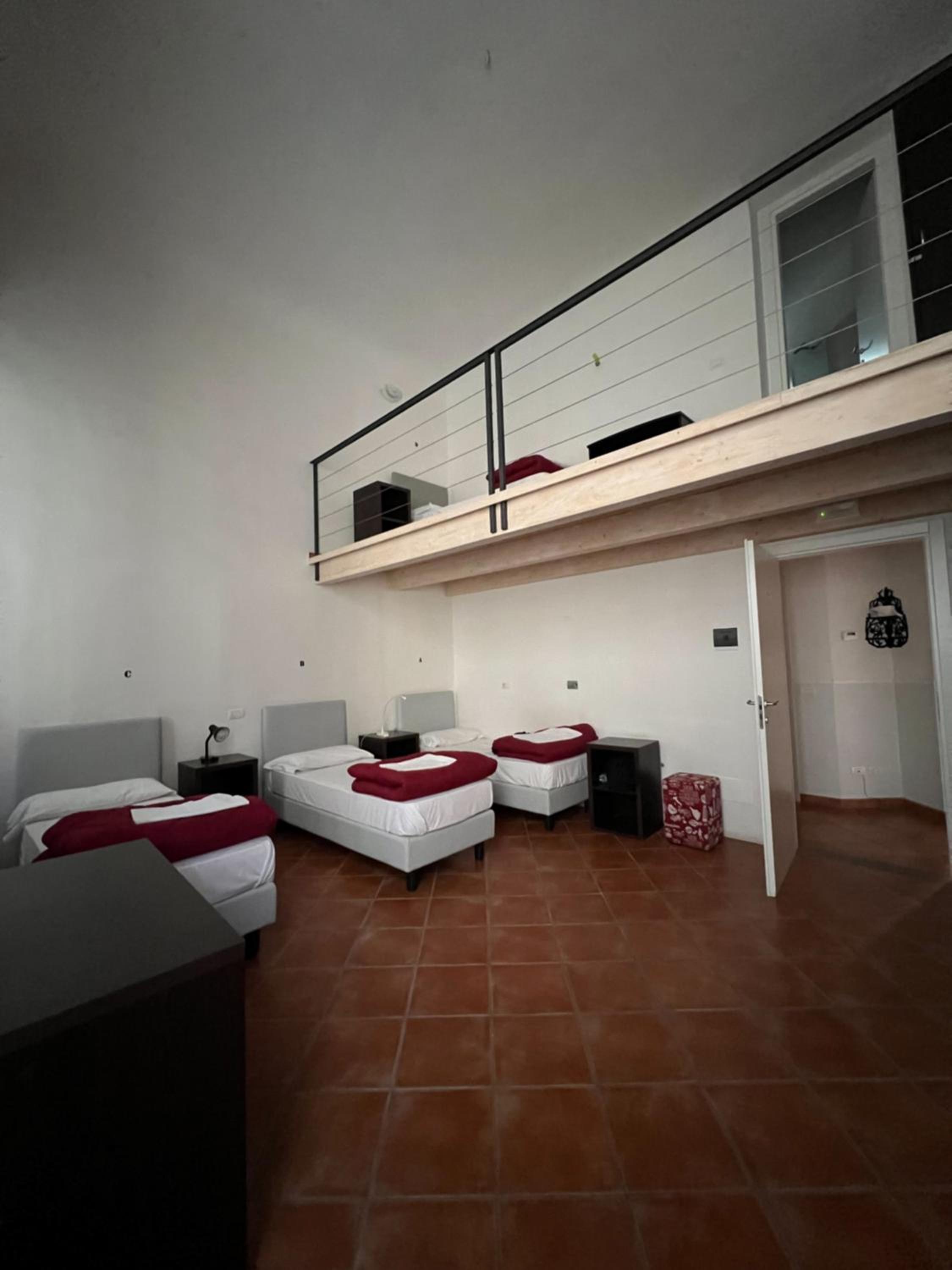 Bed in 4-Bed Female Dormitory Room photo 2