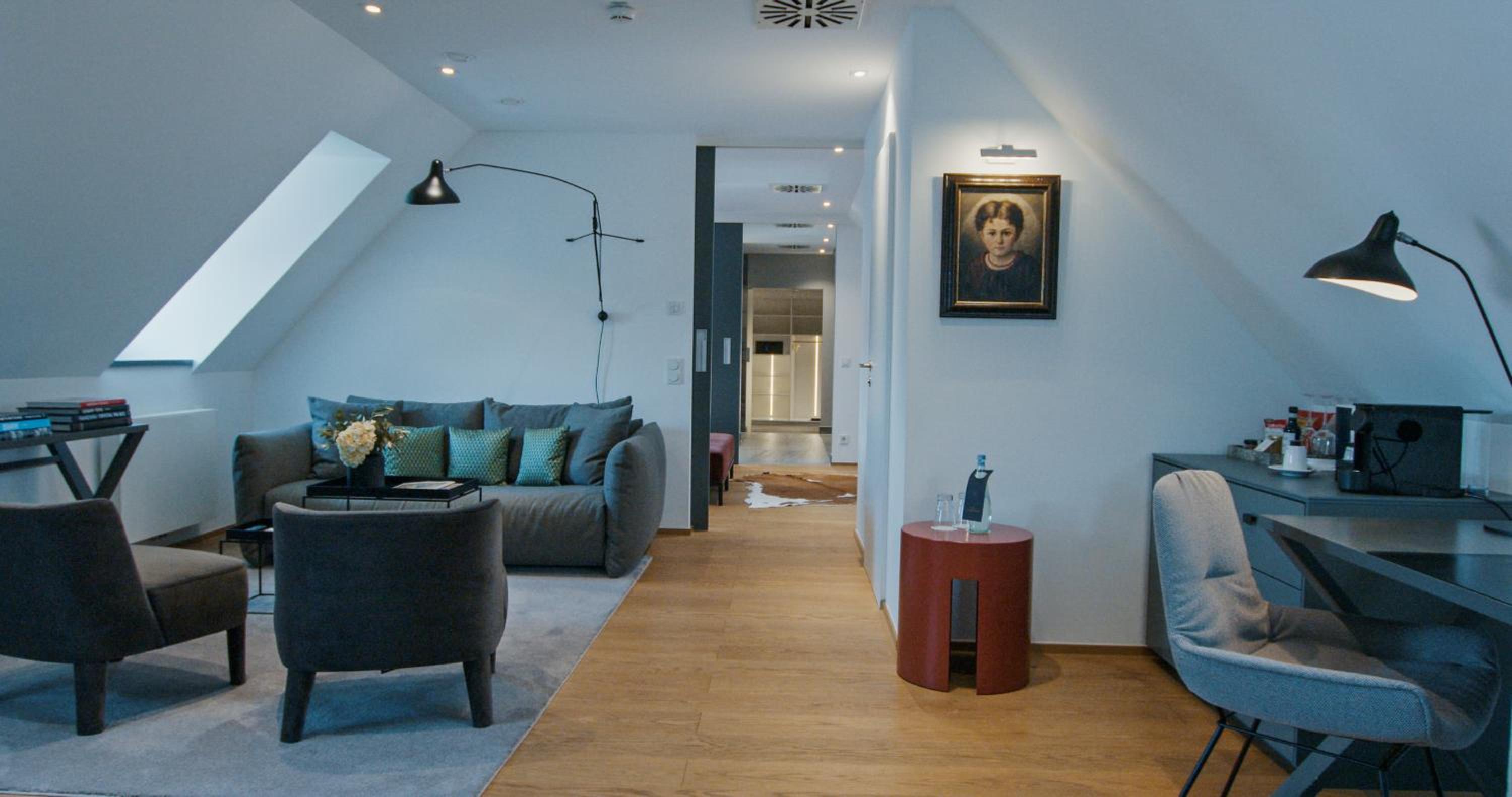 Suite 500 - Photo 8