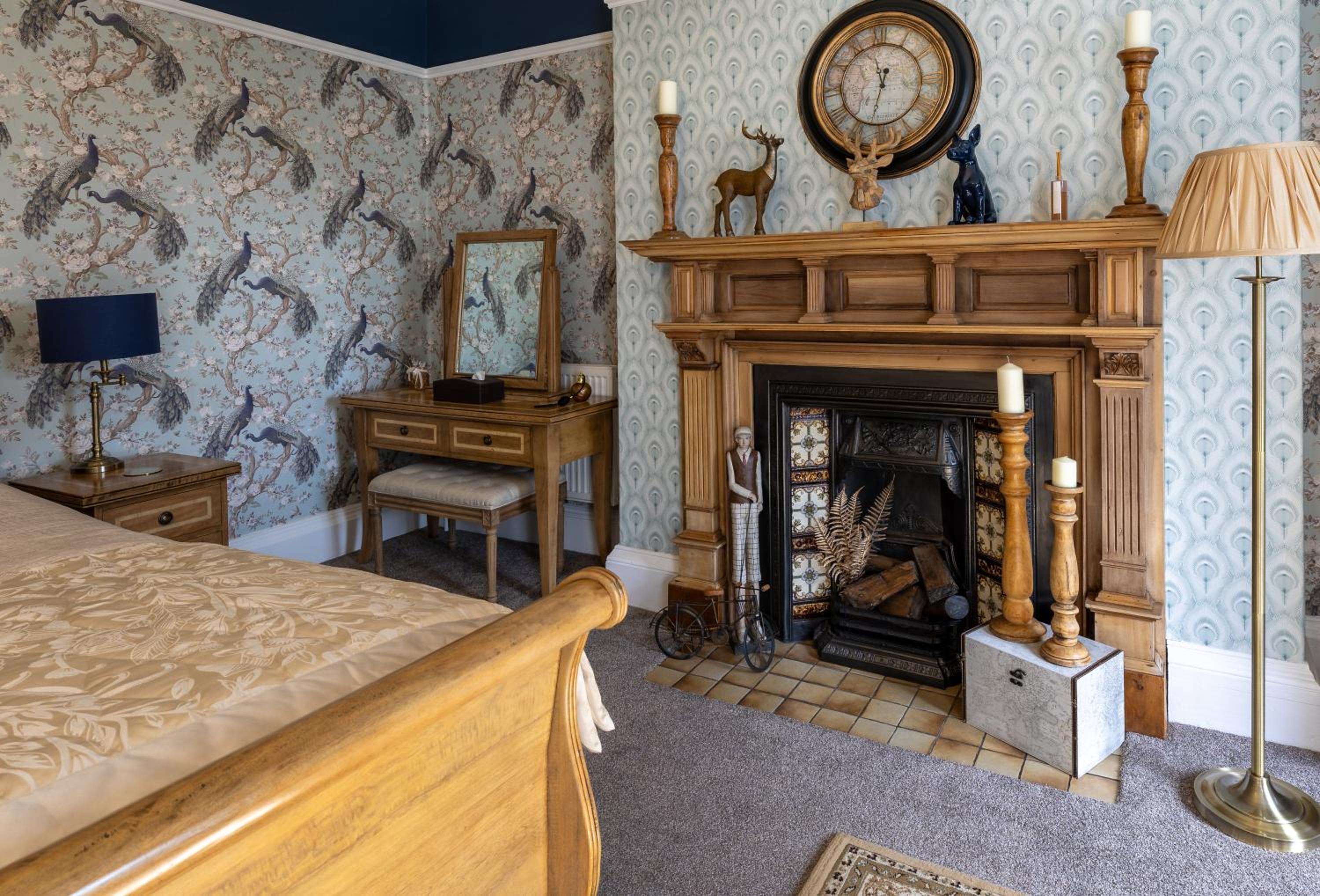 Deluxe King Room - Autumn photo 2