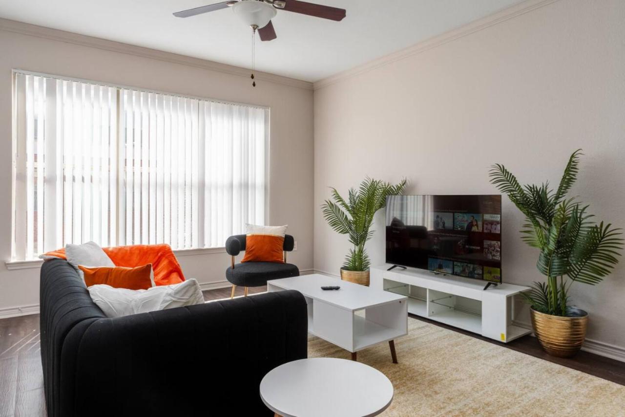 Apartment photo 1