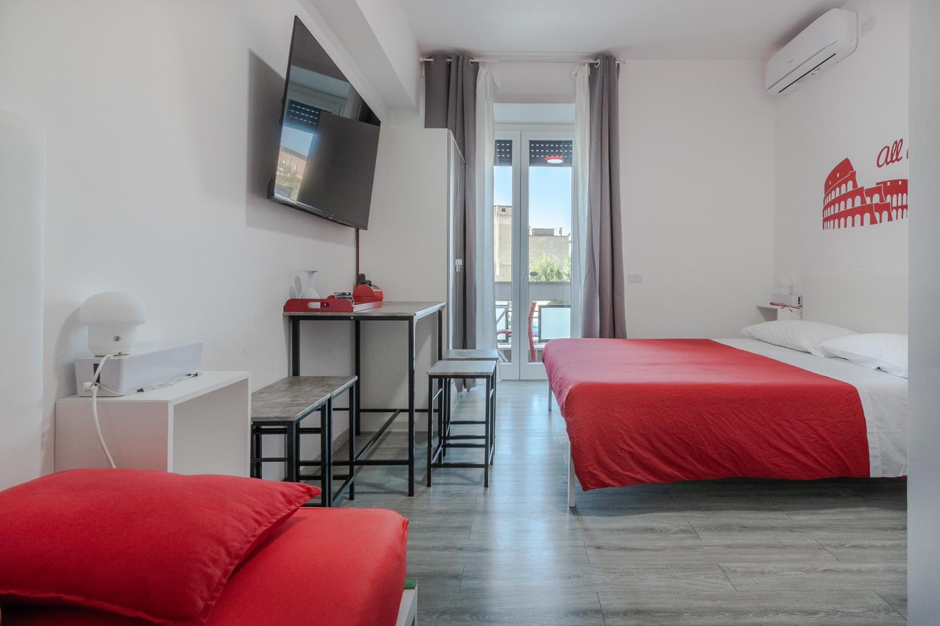 Triple Room with Balcony photo 1