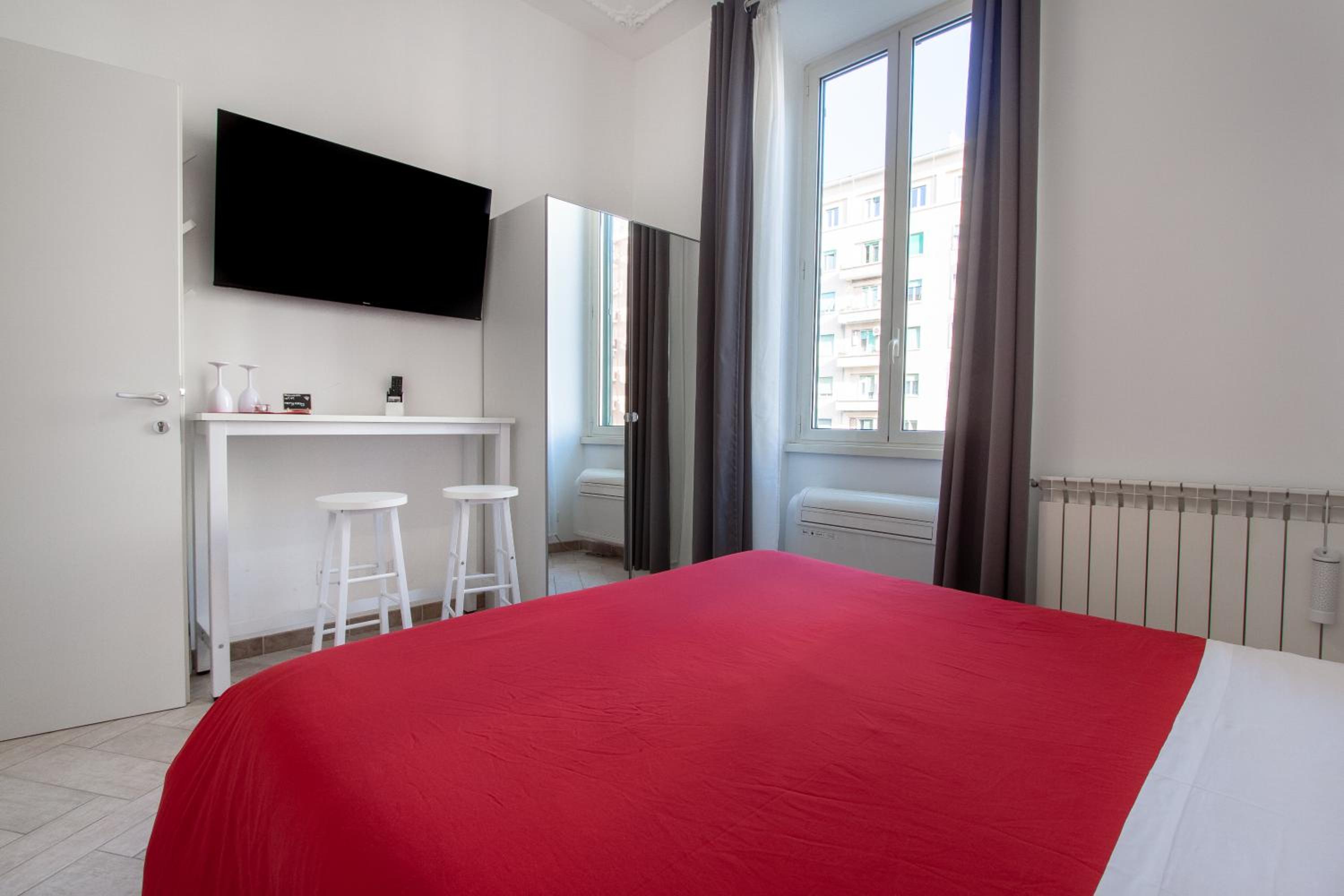 Double Room with Private External Bathroom photo 3