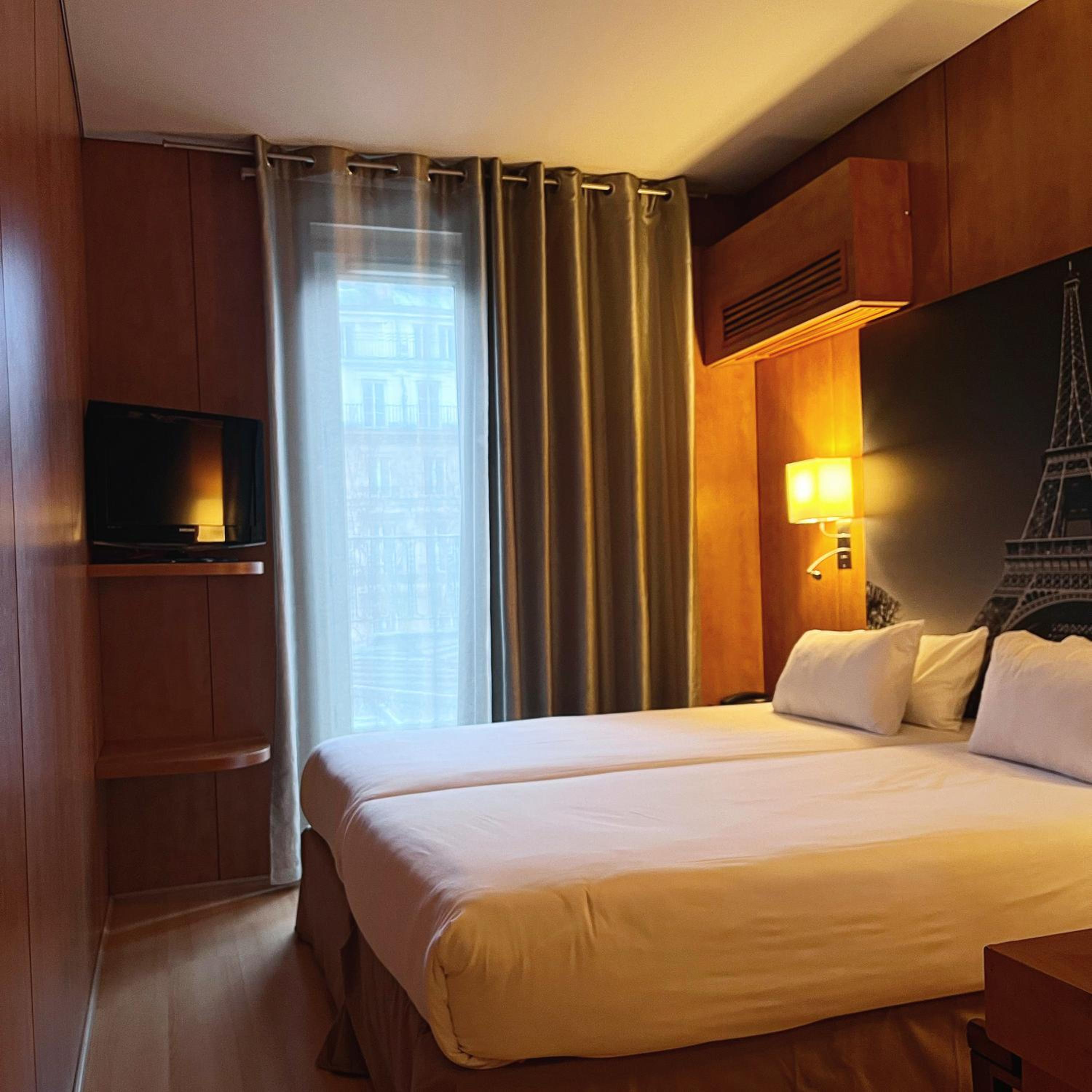 Standard Twin Room photo 3