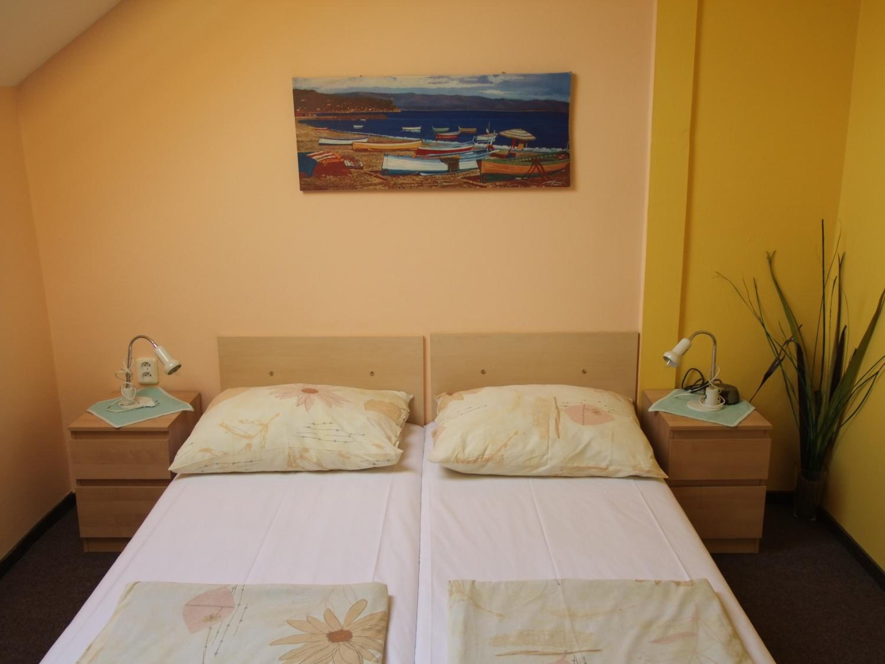 Triple Room - Photo 10