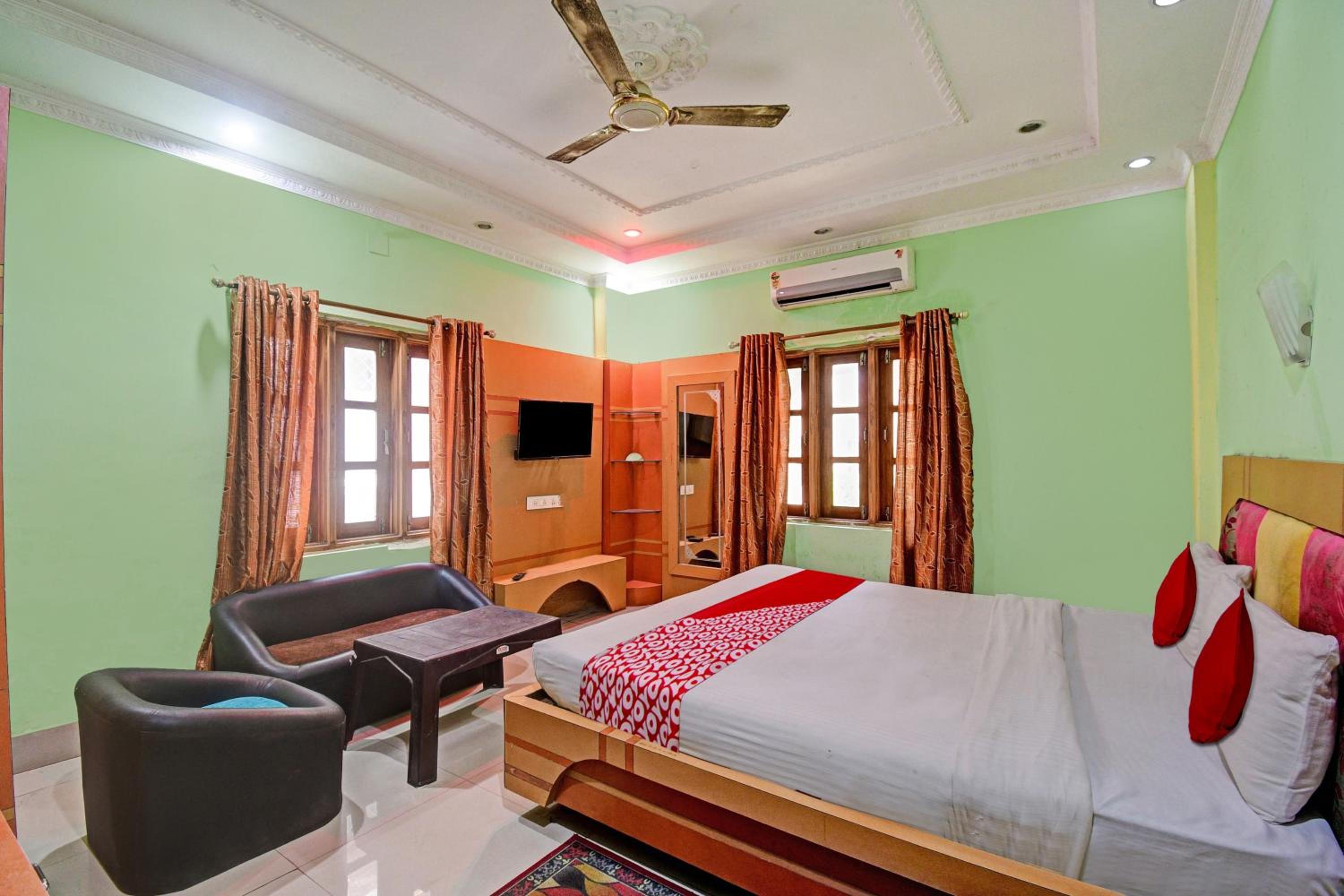 Classic Triple Room