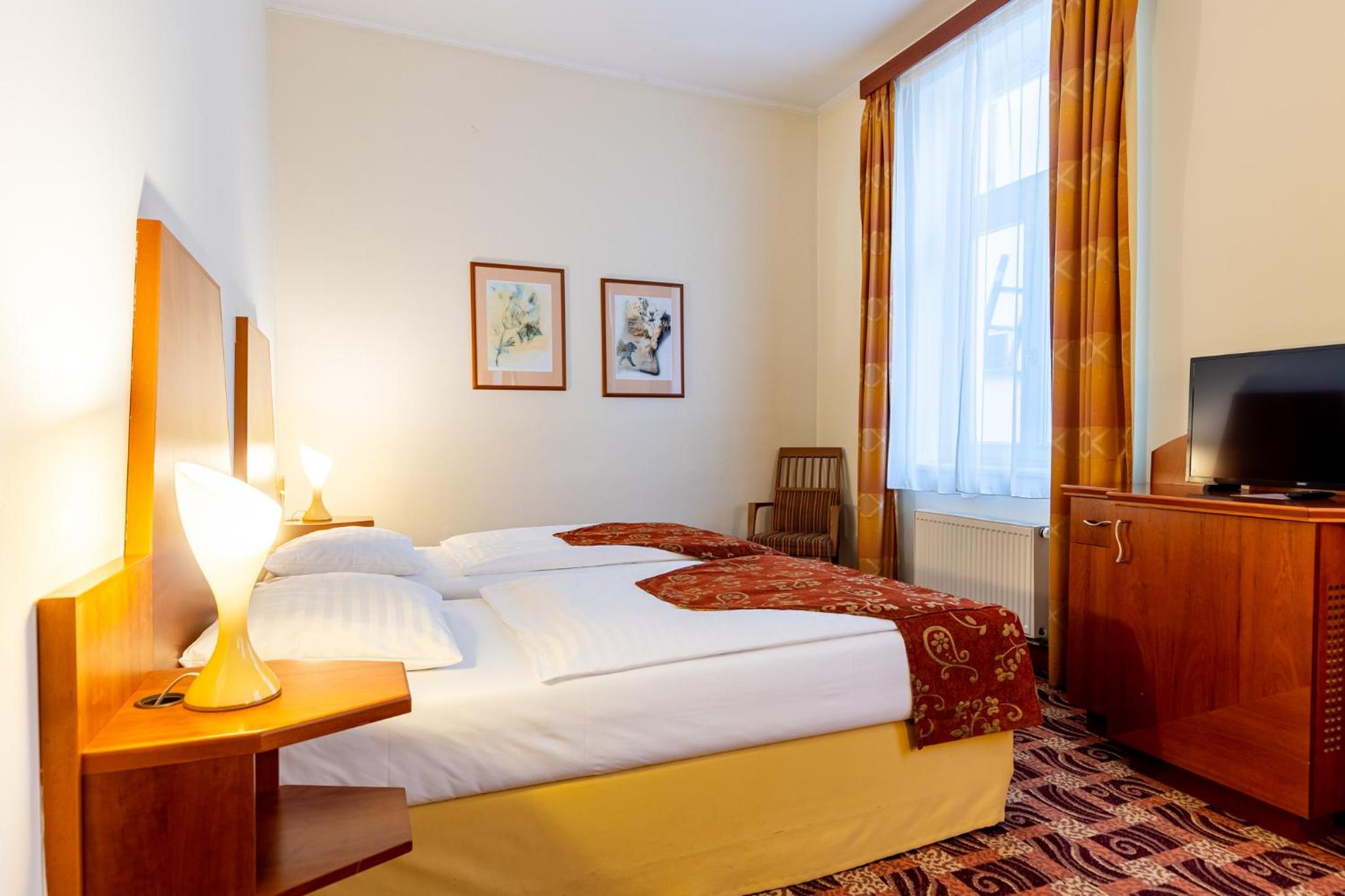 Superior Twin Room - Photo 25