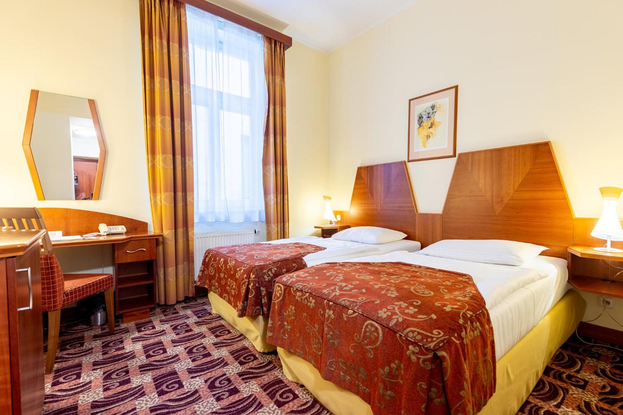 Superior Twin Room - Photo 26