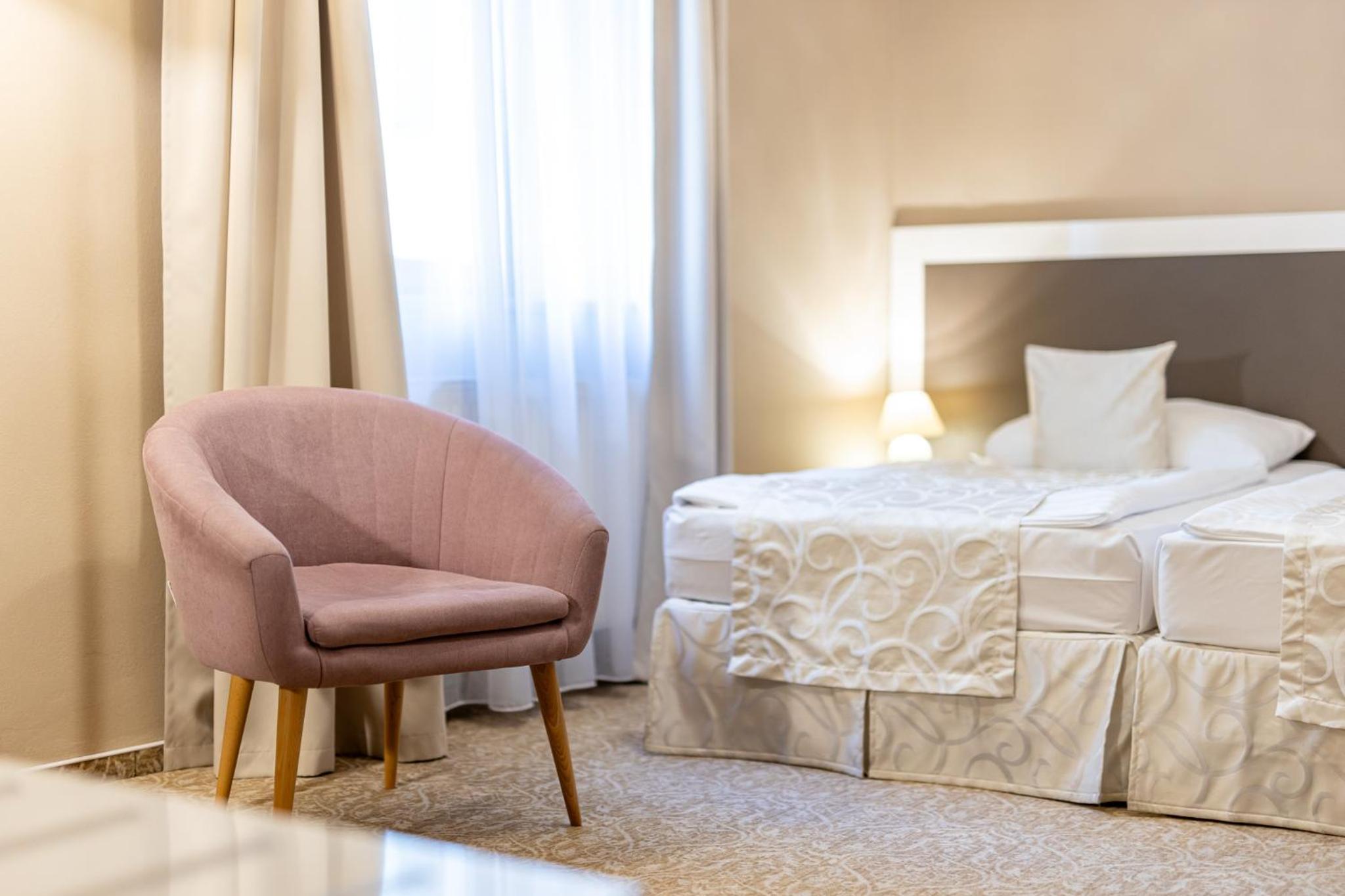 Superior Twin Room - Photo 36